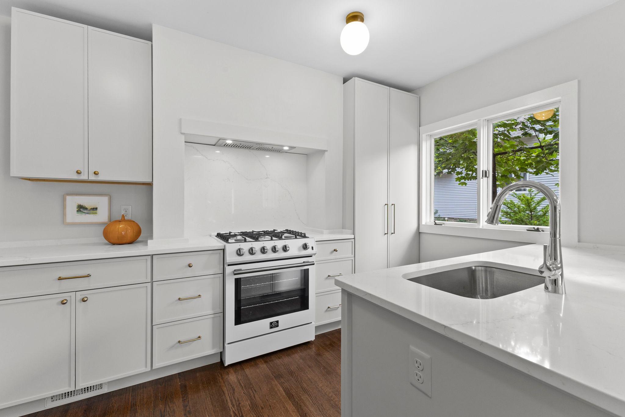 View of Residential at 2334 Doswell Avenue, Saint Paul MN 55108, Saint Paul (14 of 40) - Mike Wilen | Minnesota Team Real Estate