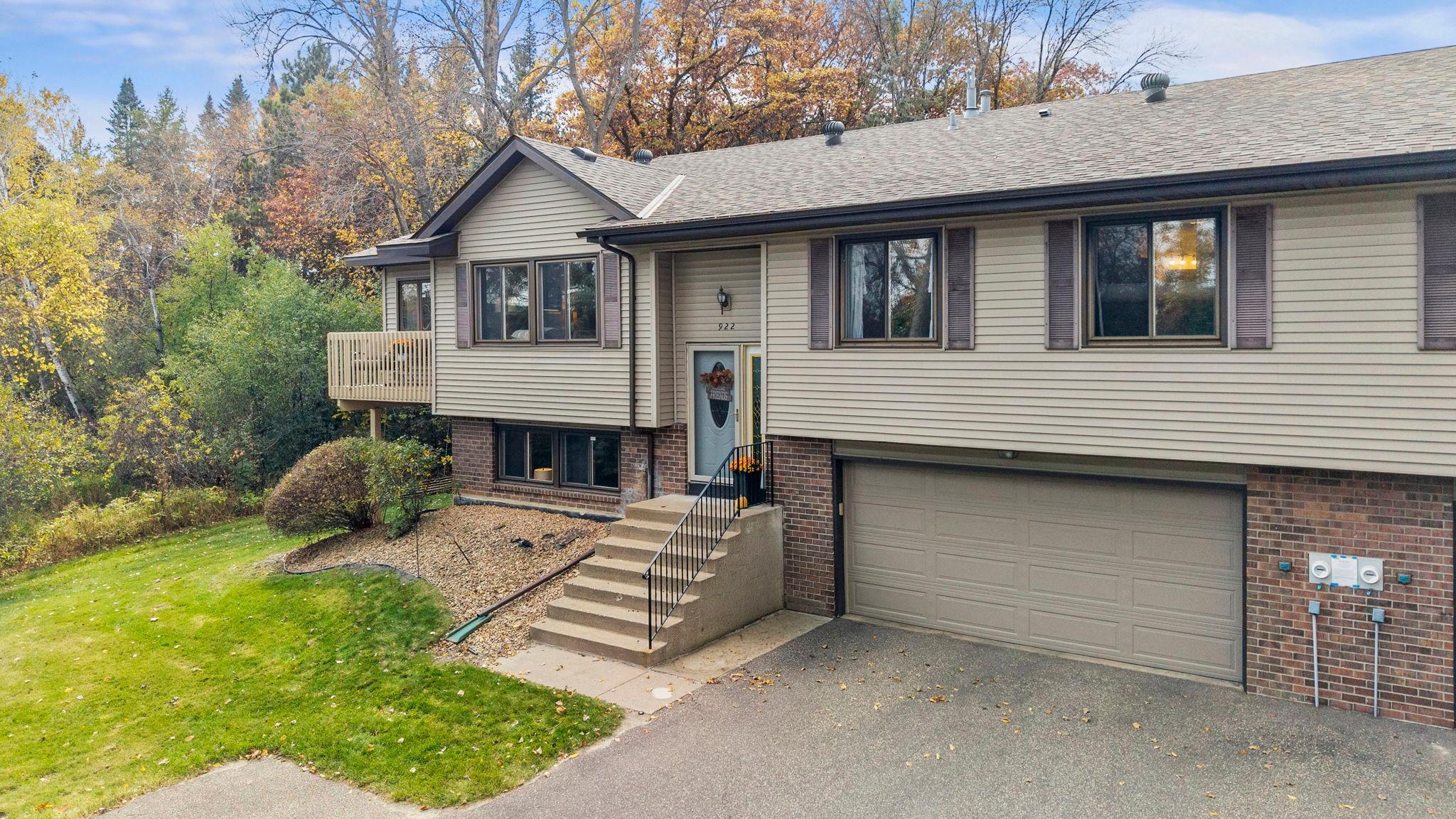 View of Residential at 922 Sherwood Road, Shoreview MN 55126, Shoreview (22 of 28) - Mike Wilen | Minnesota Team Real Estate