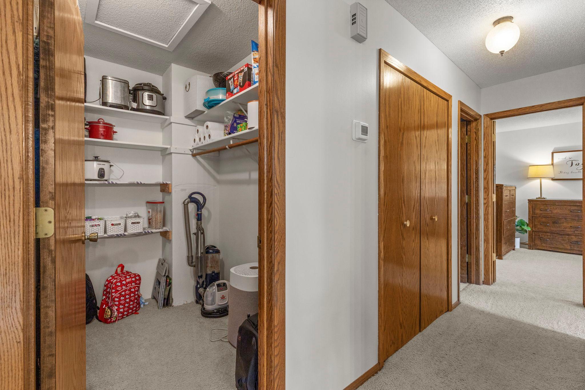 View of Residential at 922 Sherwood Road, Shoreview MN 55126, Shoreview (11 of 28) - Mike Wilen | Minnesota Team Real Estate