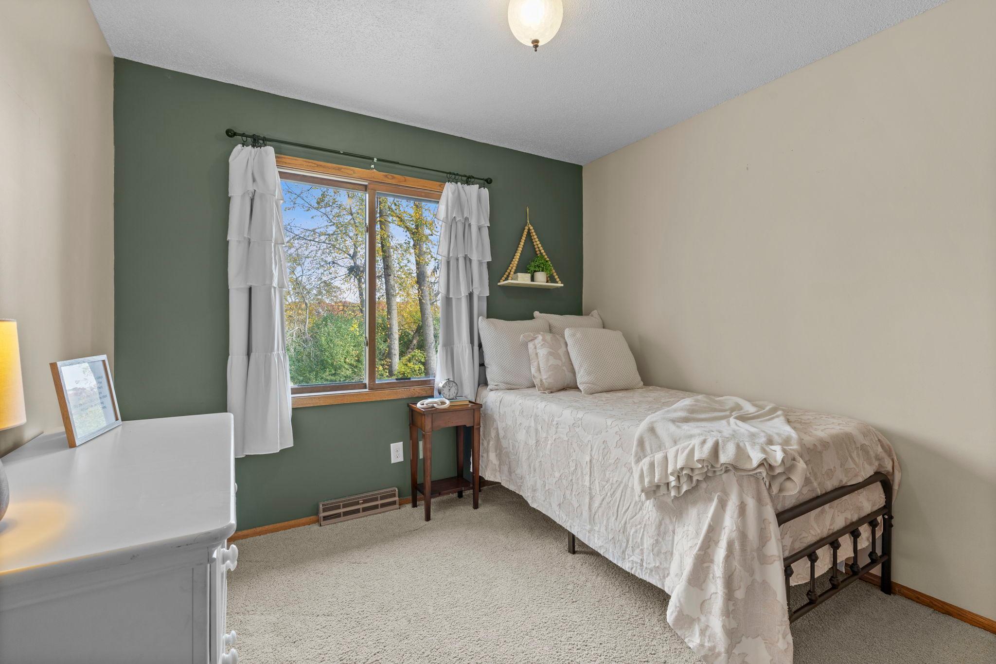 View of Residential at 922 Sherwood Road, Shoreview MN 55126, Shoreview (15 of 28) - Mike Wilen | Minnesota Team Real Estate