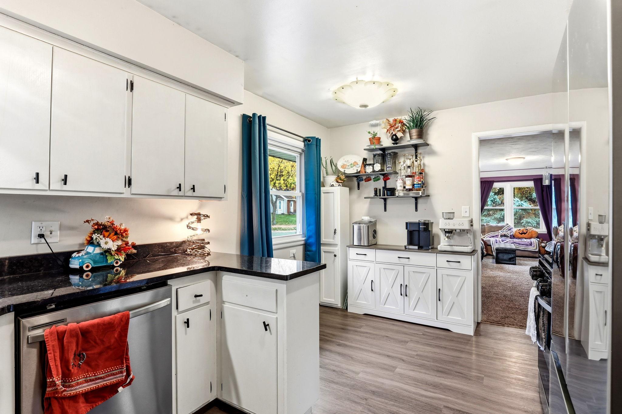 View of Residential at 5000 Zenith Avenue, Brooklyn Center MN 55429, Brooklyn Center (7 of 47) - Mike Wilen | Minnesota Team Real Estate
