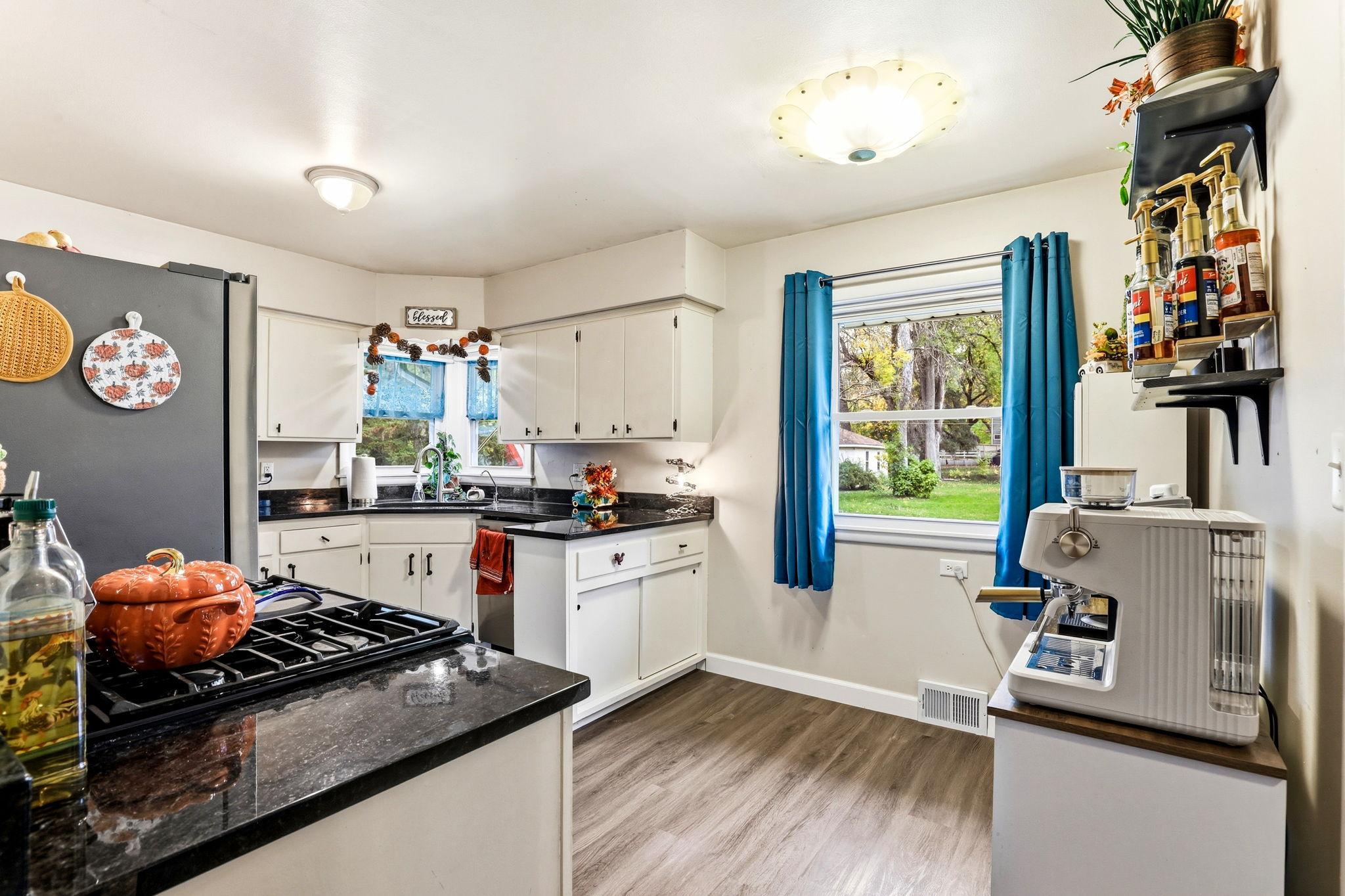 View of Residential at 5000 Zenith Avenue, Brooklyn Center MN 55429, Brooklyn Center (15 of 47) - Mike Wilen | Minnesota Team Real Estate