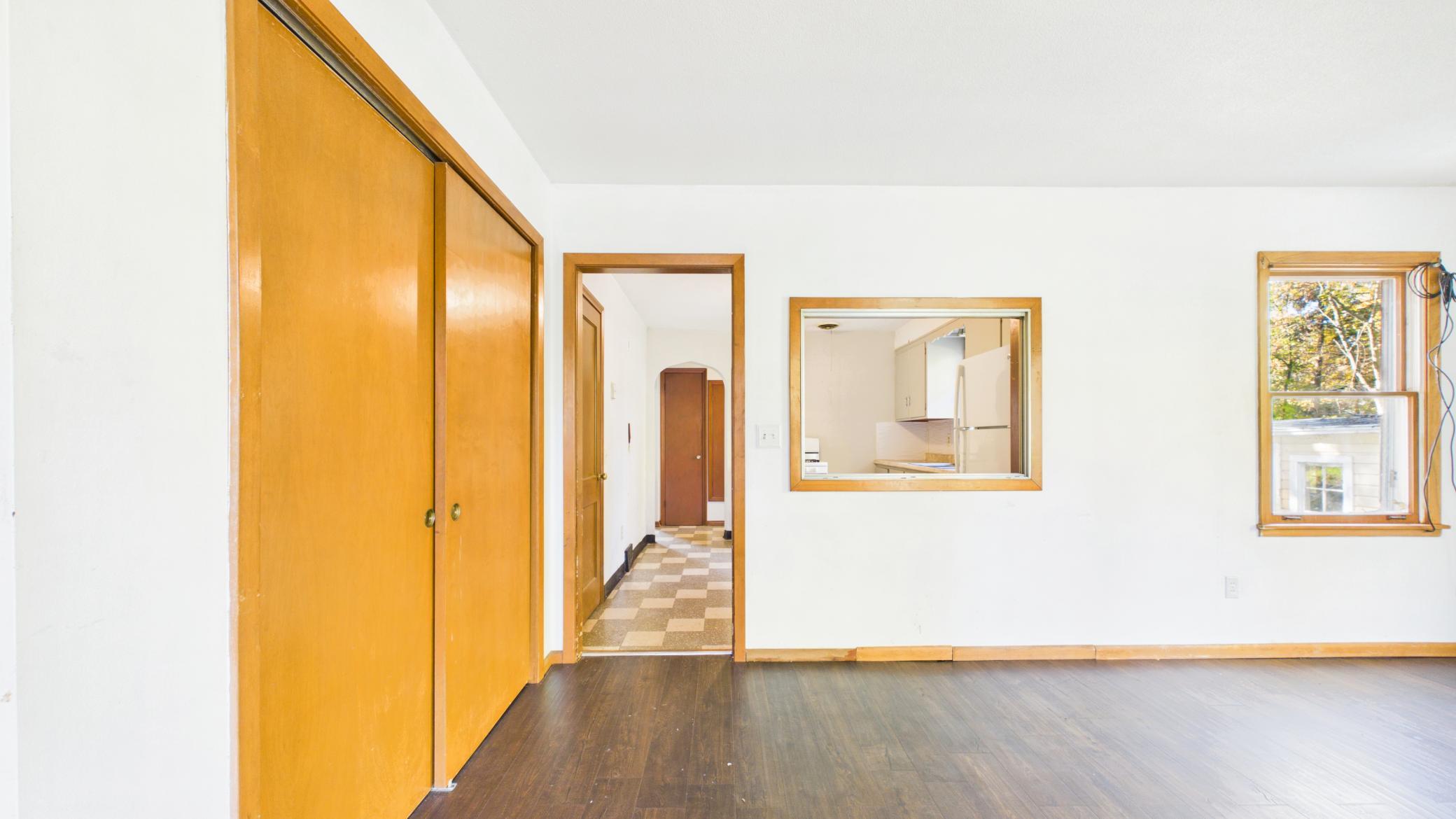 View of Residential at 5043 Granada Avenue, Oakdale MN 55128, Oakdale (27 of 50) - Mike Wilen | Minnesota Team Real Estate