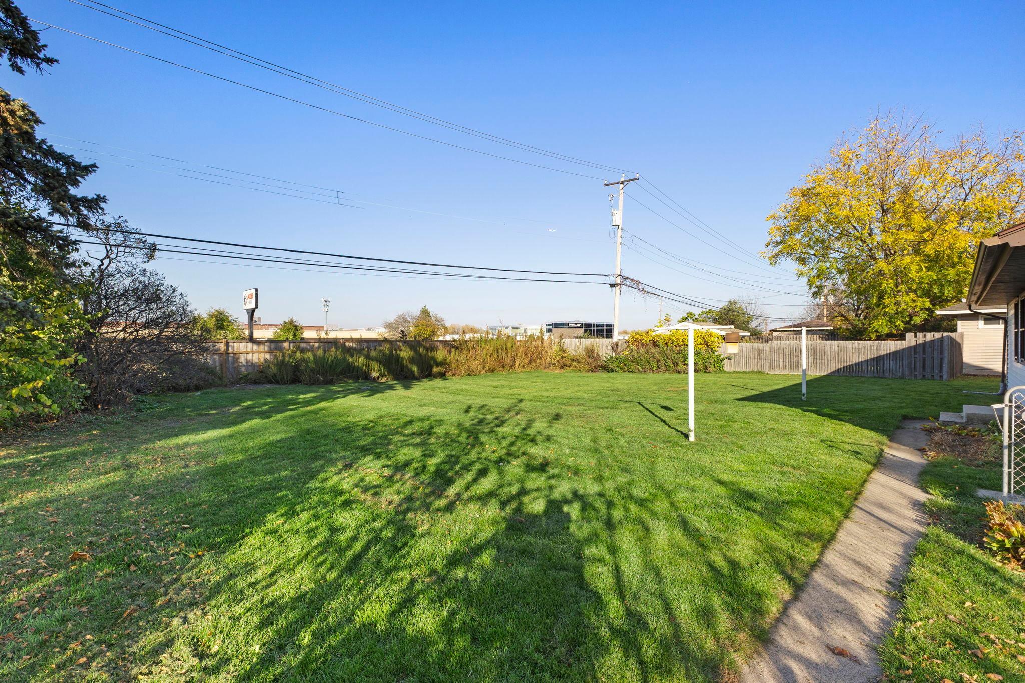 View of Residential at 1501 Preston Lane, Hopkins MN 55343, Hopkins (24 of 27) - Mike Wilen | Minnesota Team Real Estate