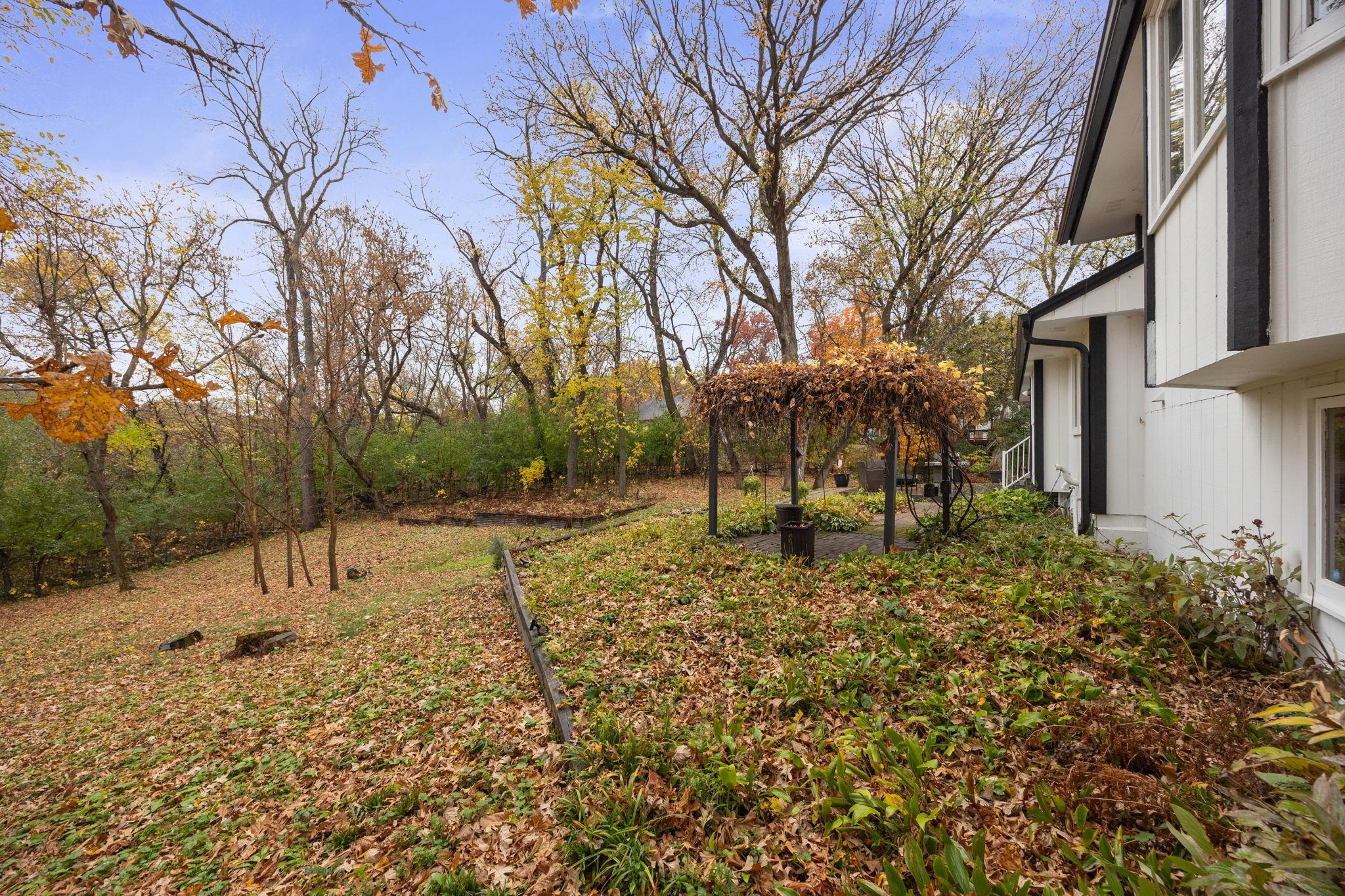 View of Residential at 14886 Tealwood Court, Eden Prairie MN 55347, Eden Prairie (37 of 57) - Mike Wilen | Minnesota Team Real Estate