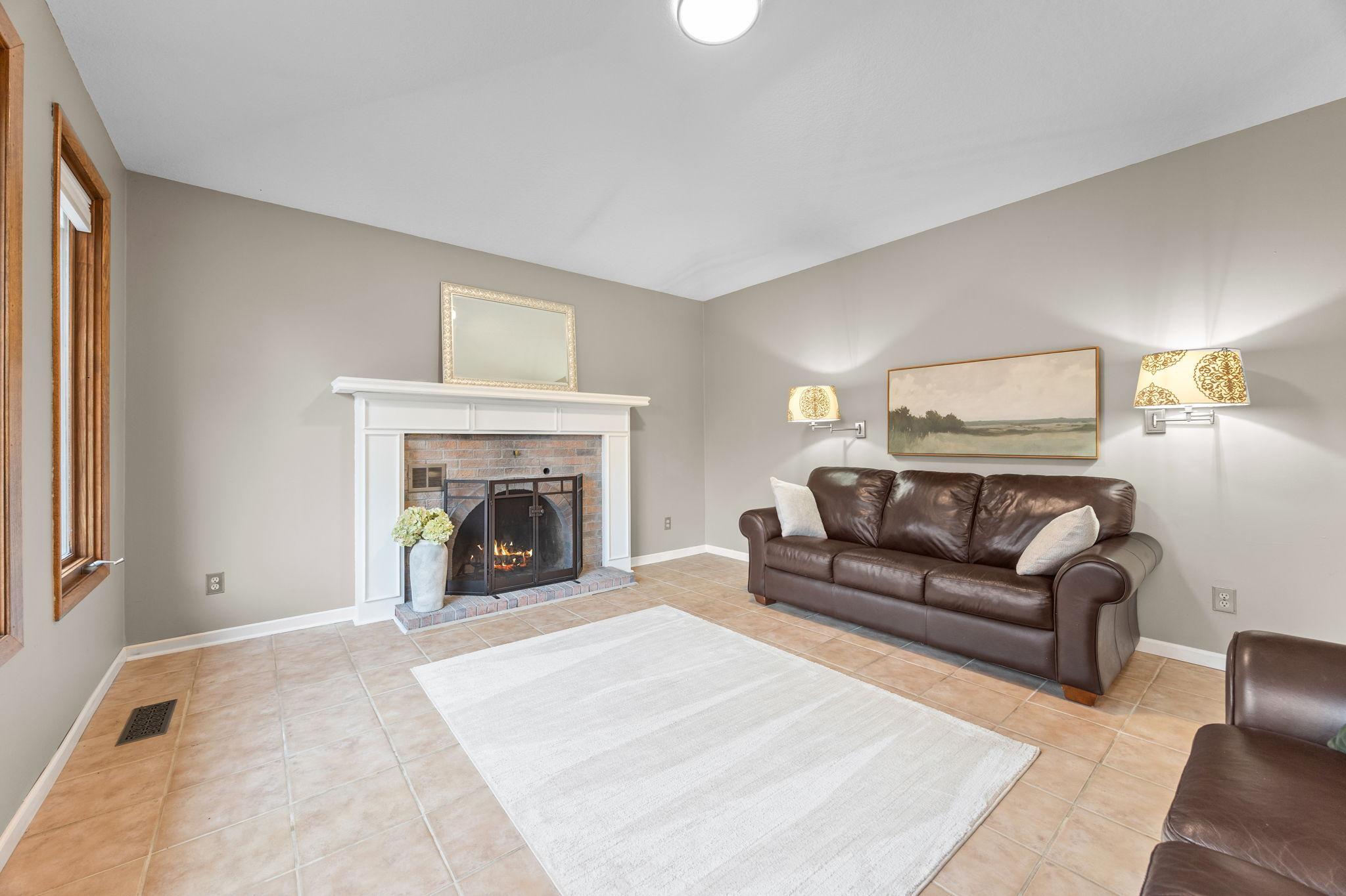 View of Residential at 14886 Tealwood Court, Eden Prairie MN 55347, Eden Prairie (11 of 57) - Mike Wilen | Minnesota Team Real Estate