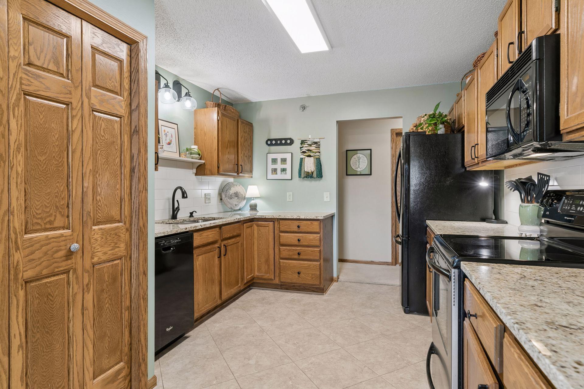 View of Residential at 2525 Concord Way #123, Mendota Heights MN 55120, Mendota Heights (16 of 35) - Mike Wilen | Minnesota Team Real Estate