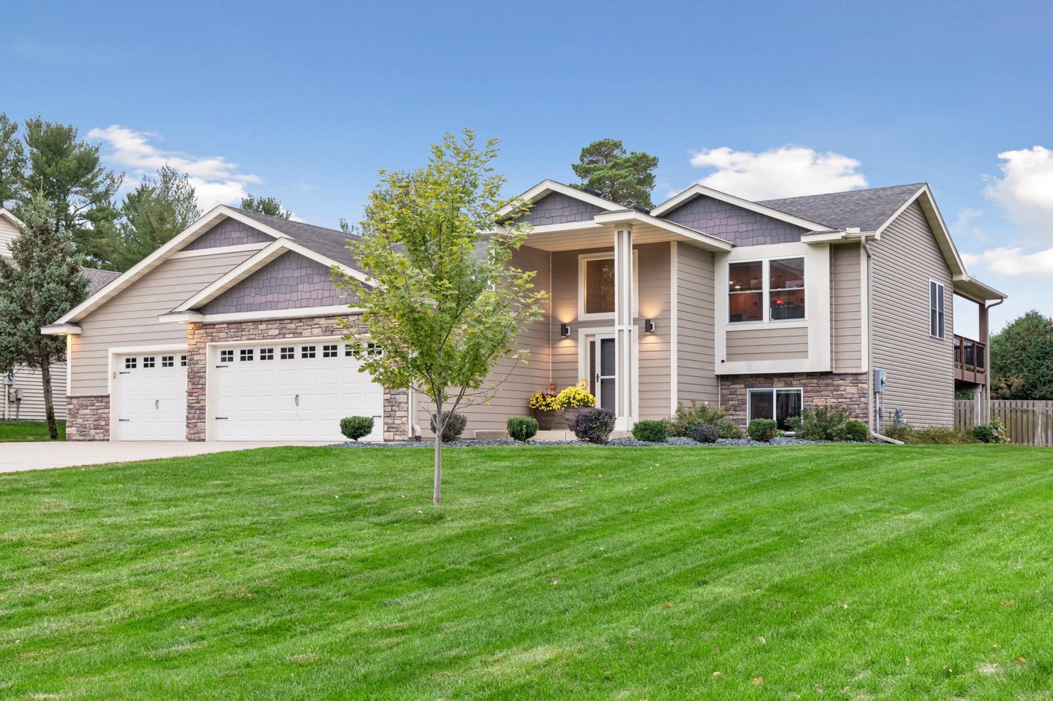 View of Residential at 3635 Edgerton Street, Vadnais Heights MN 55127, Vadnais Heights (39 of 50) - Mike Wilen | Minnesota Team Real Estate