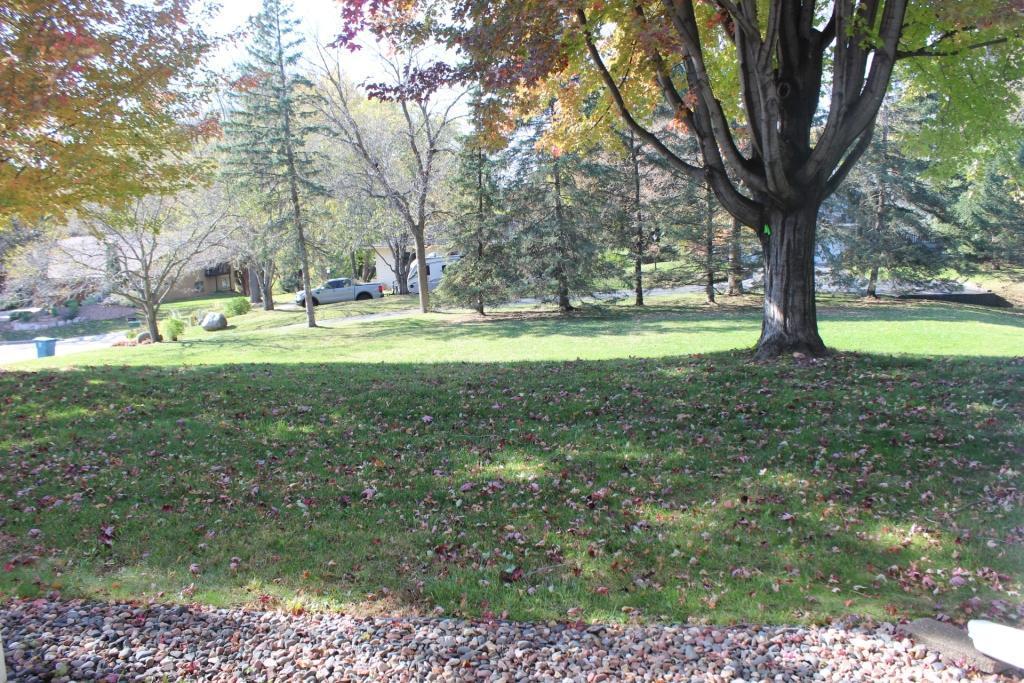 View of Residential at 1913 Fox Ridge Drive #B, West Saint Paul MN 55118, West Saint Paul (16 of 18) - Mike Wilen | Minnesota Team Real Estate