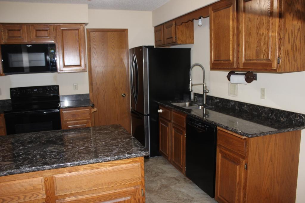 View of Residential at 1913 Fox Ridge Drive #B, West Saint Paul MN 55118, West Saint Paul (3 of 18) - Mike Wilen | Minnesota Team Real Estate