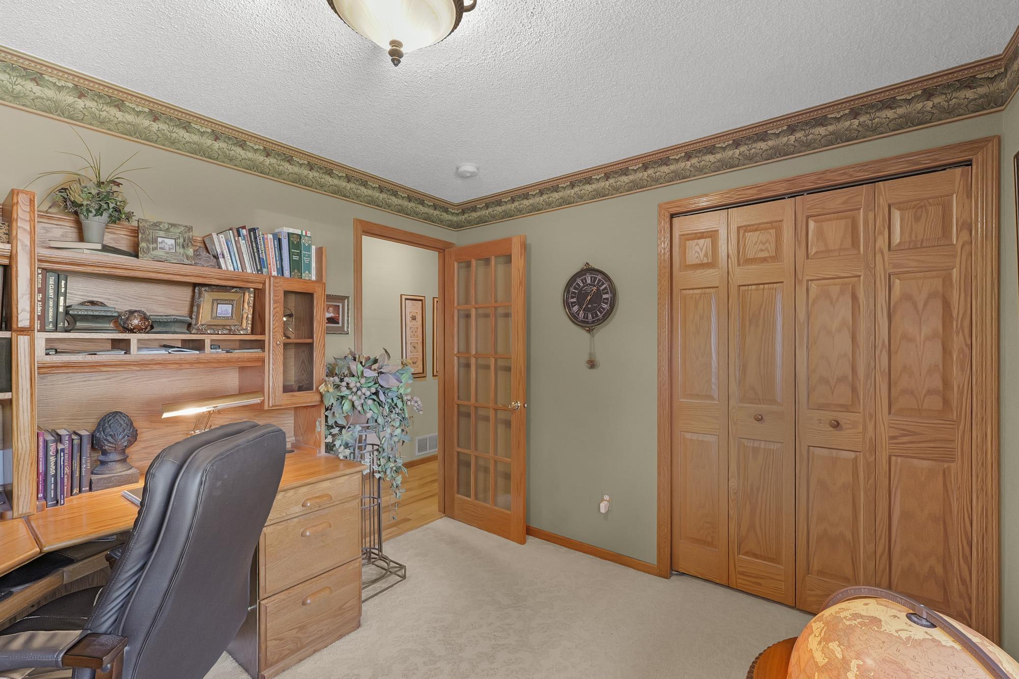 View of Residential at 200 Pendryn Hill Curve, Woodbury MN 55125, Woodbury (24 of 58) - Mike Wilen | Minnesota Team Real Estate