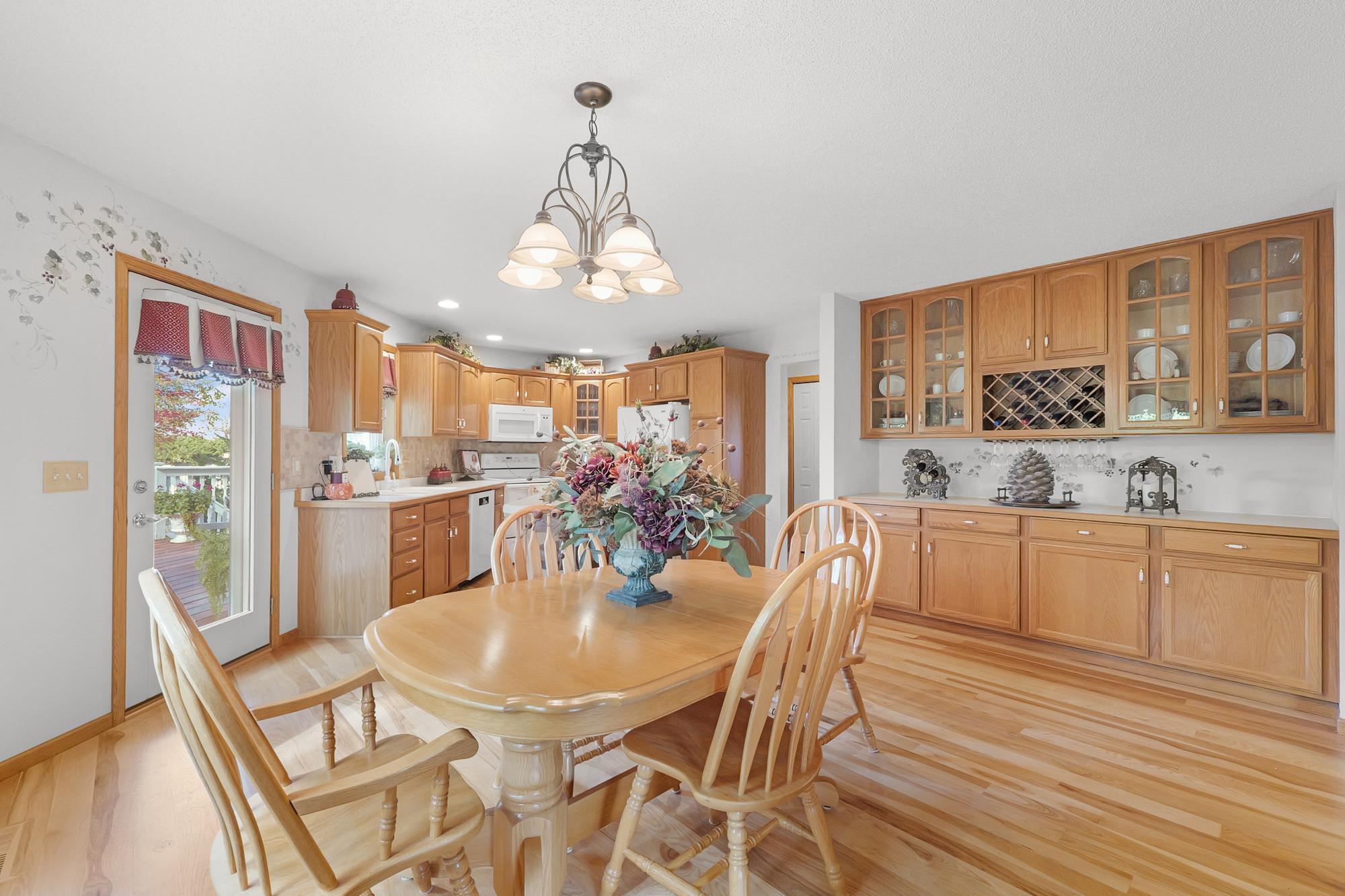 View of Residential at 200 Pendryn Hill Curve, Woodbury MN 55125, Woodbury (15 of 58) - Mike Wilen | Minnesota Team Real Estate
