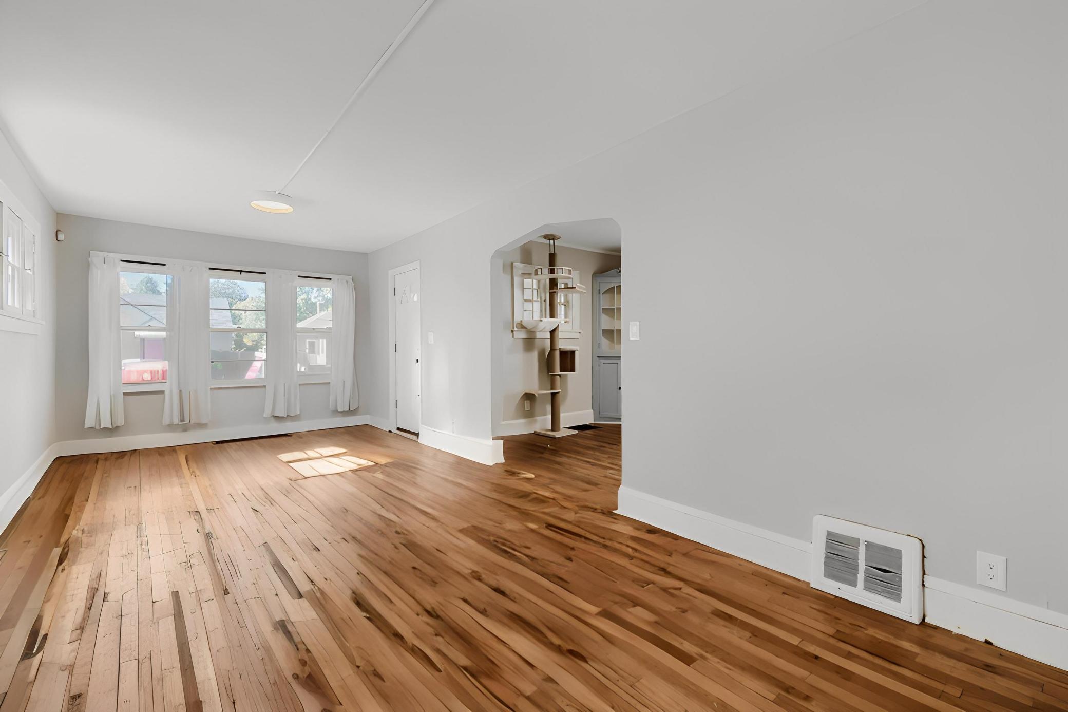 View of Residential at 5208 Camden Avenue, Minneapolis MN 55430, Minneapolis (12 of 23) - Mike Wilen | Minnesota Team Real Estate