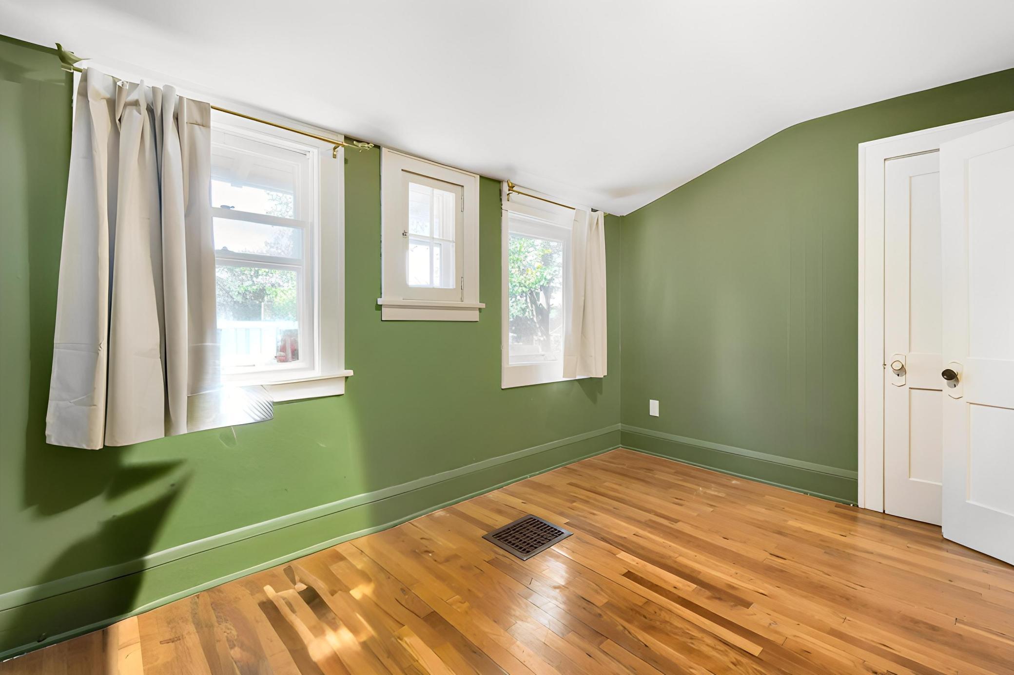 View of Residential at 5208 Camden Avenue, Minneapolis MN 55430, Minneapolis (14 of 23) - Mike Wilen | Minnesota Team Real Estate
