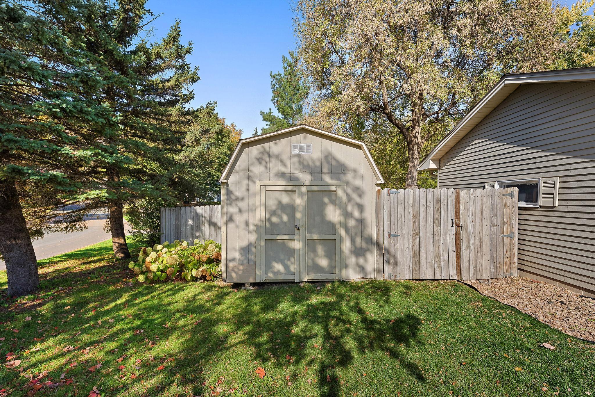 View of Residential at 11209 Carver Court, Burnsville MN 55337, Burnsville (12 of 44) - Mike Wilen | Minnesota Team Real Estate