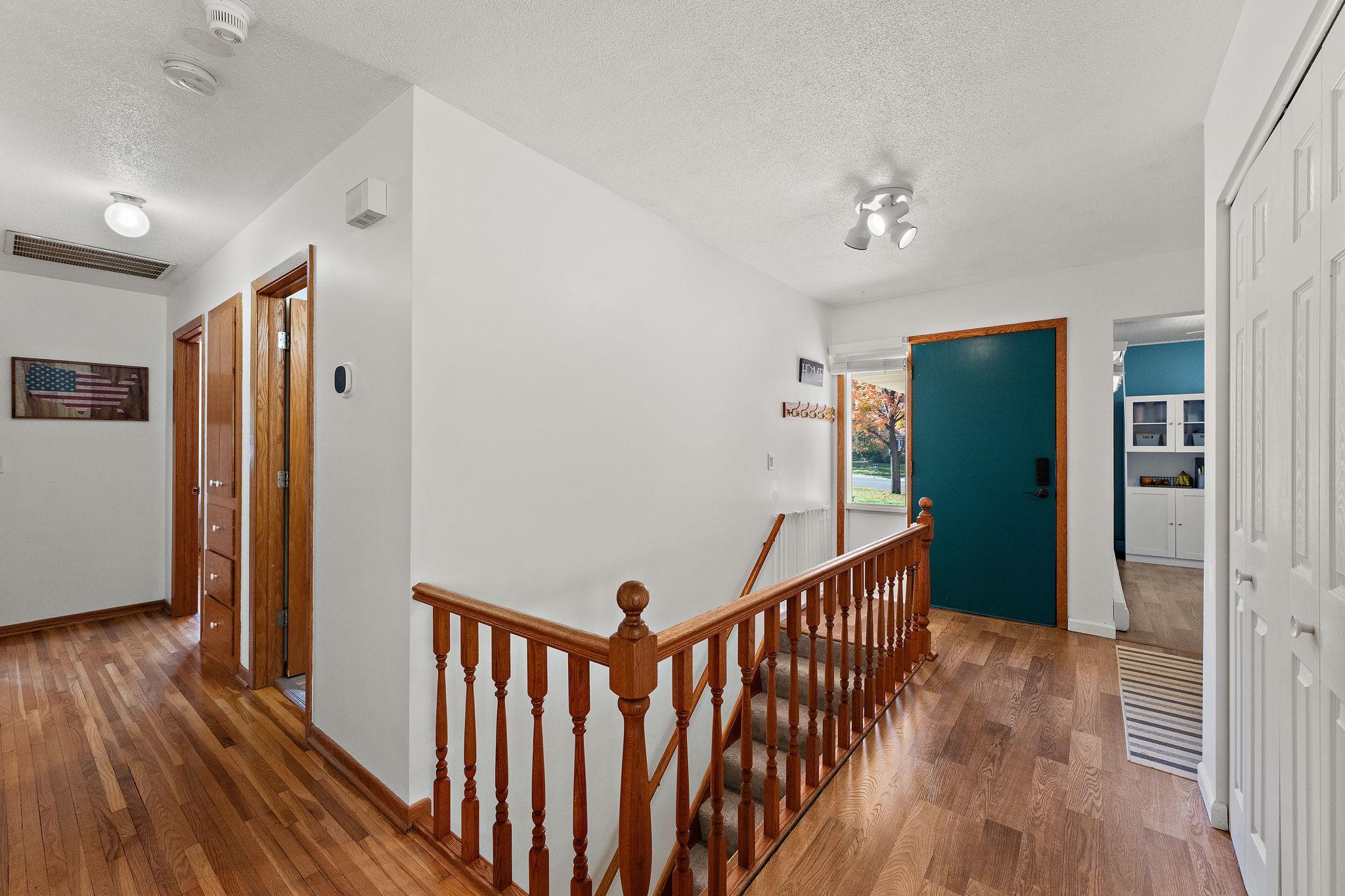View of Residential at 11209 Carver Court, Burnsville MN 55337, Burnsville (25 of 44) - Mike Wilen | Minnesota Team Real Estate