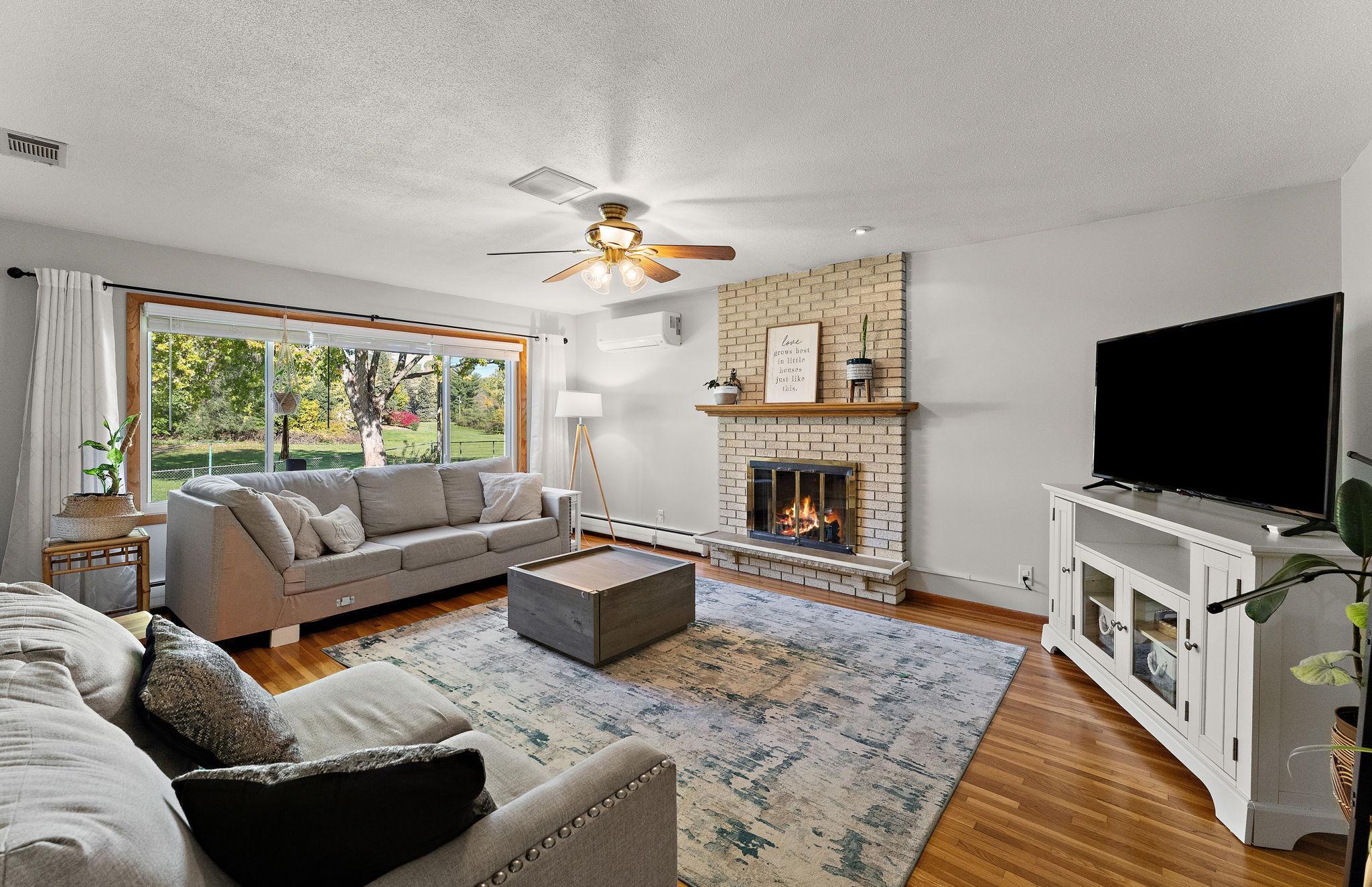 View of Residential at 11209 Carver Court, Burnsville MN 55337, Burnsville (23 of 44) - Mike Wilen | Minnesota Team Real Estate