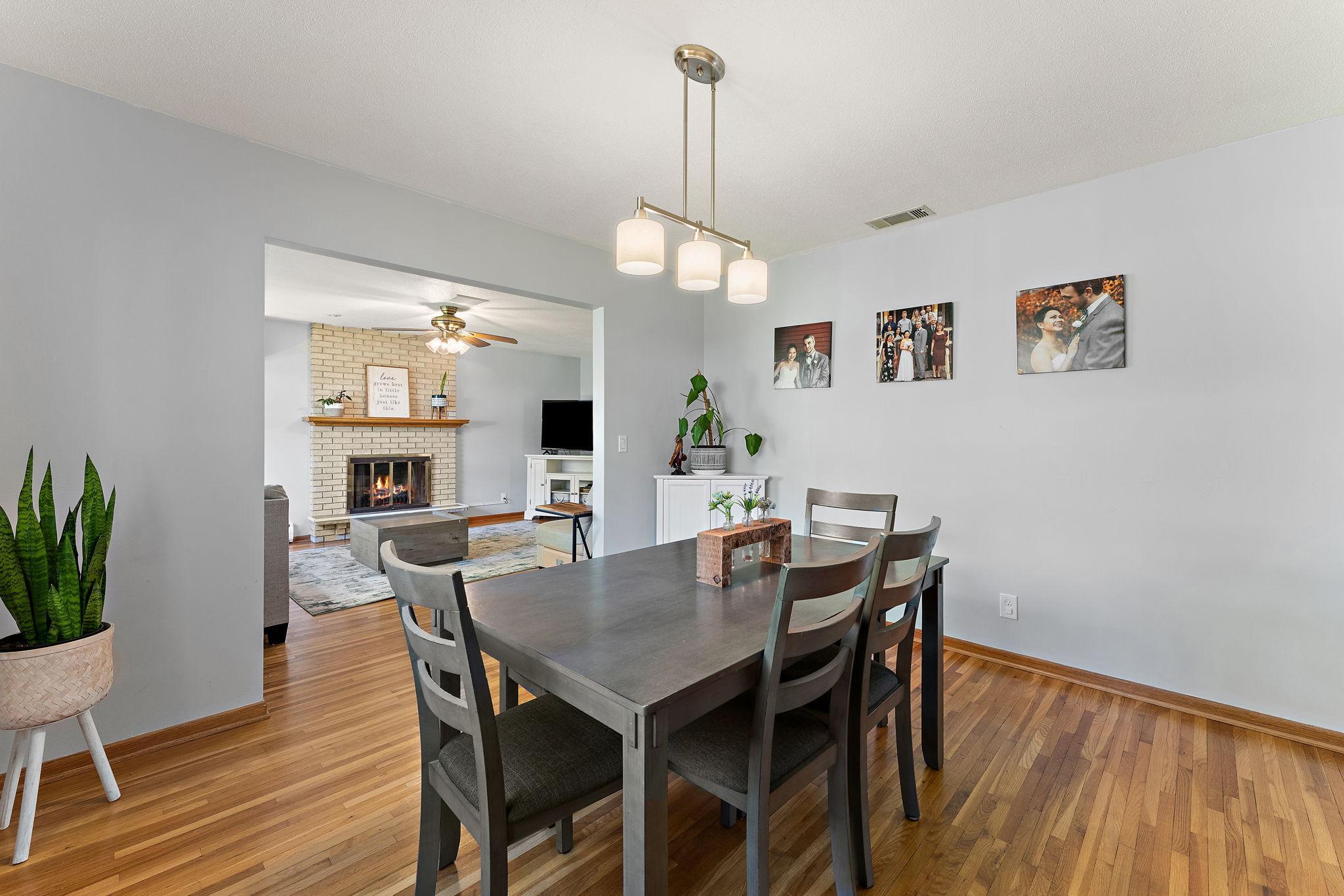 View of Residential at 11209 Carver Court, Burnsville MN 55337, Burnsville (20 of 44) - Mike Wilen | Minnesota Team Real Estate
