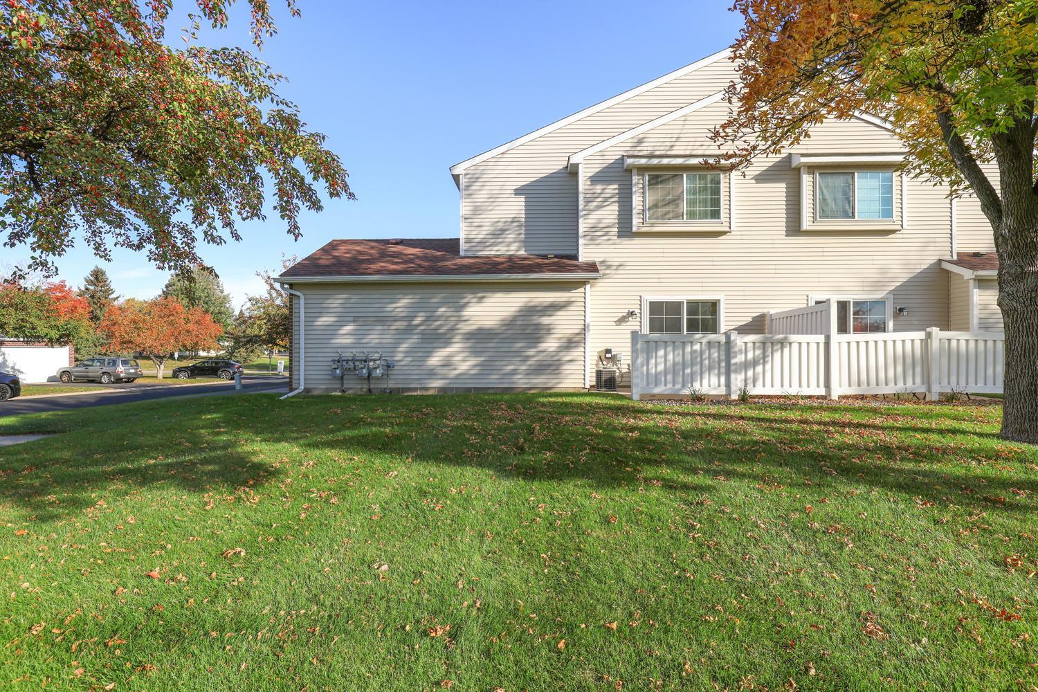 View of Residential at 15718 Lower Fjord Way, Apple Valley MN 55124, Apple Valley (23 of 25) - Mike Wilen | Minnesota Team Real Estate