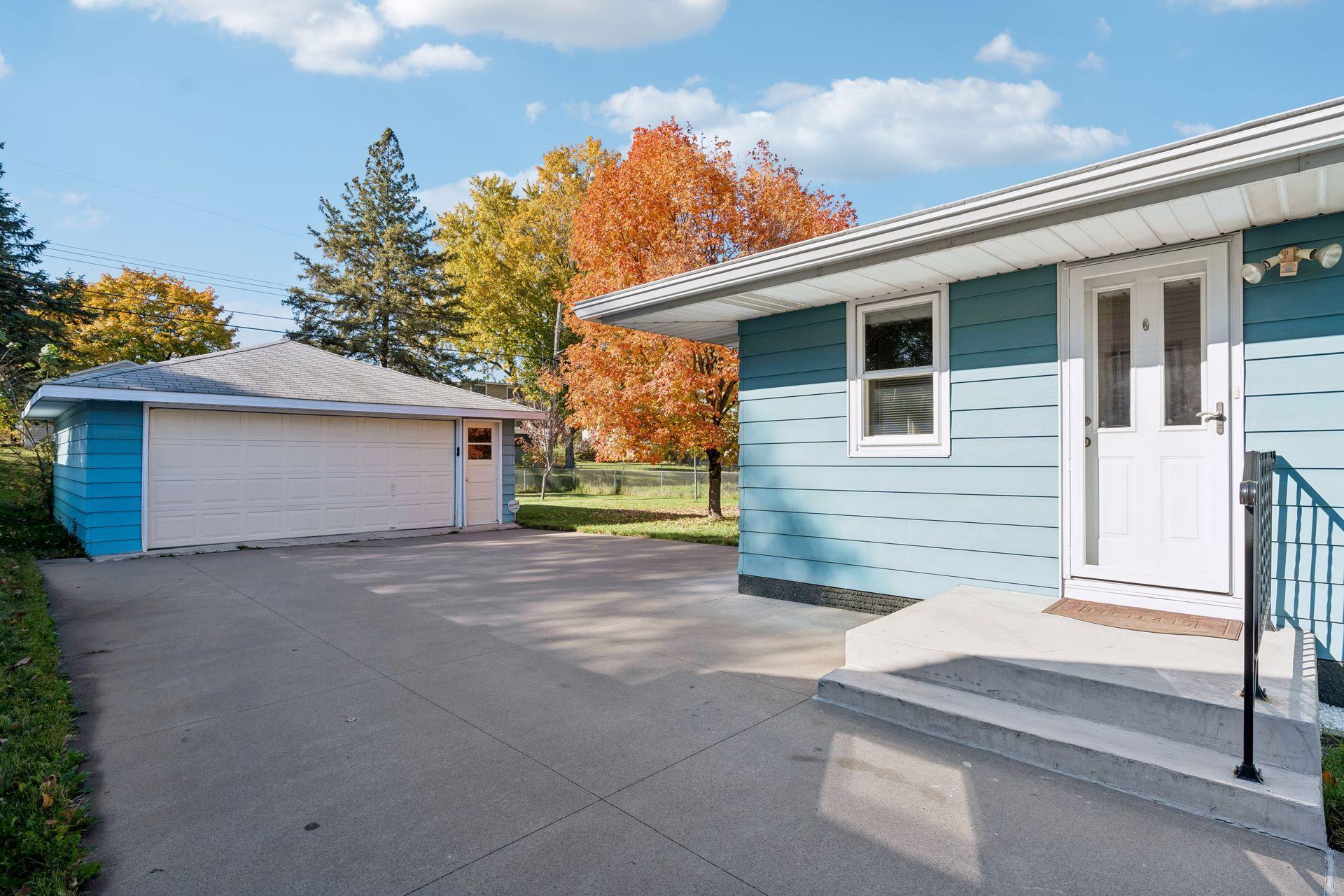 View of Residential at 5637 Rhode Island Avenue, Crystal MN 55428, Crystal (30 of 36) - Mike Wilen | Minnesota Team Real Estate