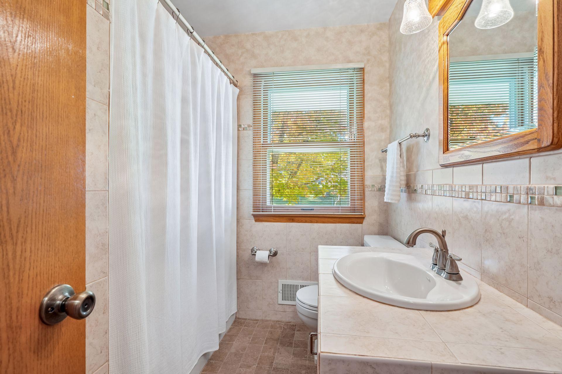 View of Residential at 5637 Rhode Island Avenue, Crystal MN 55428, Crystal (20 of 36) - Mike Wilen | Minnesota Team Real Estate