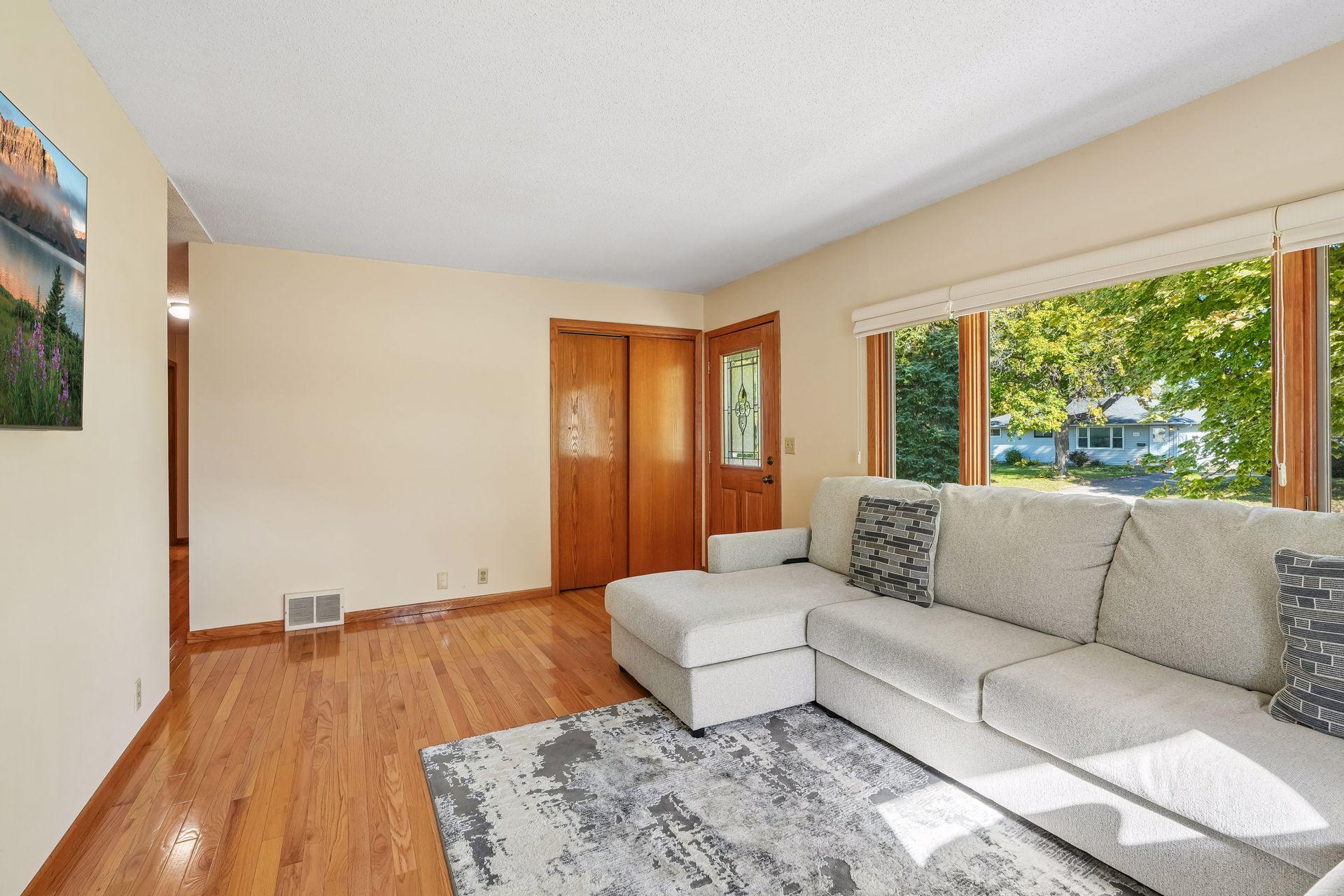 View of Residential at 5637 Rhode Island Avenue, Crystal MN 55428, Crystal (6 of 36) - Mike Wilen | Minnesota Team Real Estate