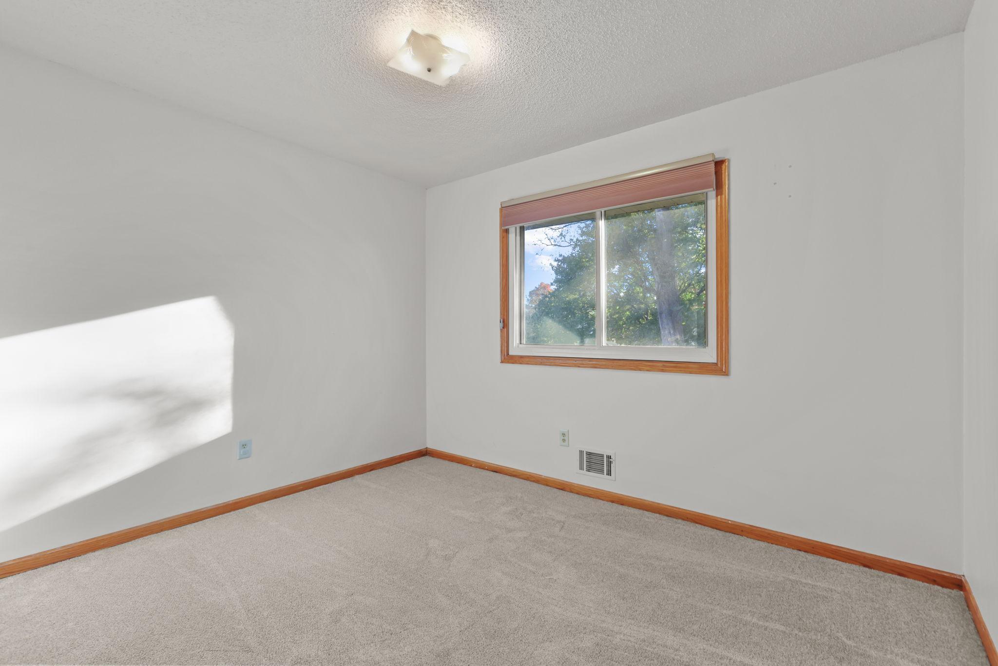 View of Residential at 11337 Osage Street, Coon Rapids MN 55433, Coon Rapids (22 of 44) - Mike Wilen | Minnesota Team Real Estate