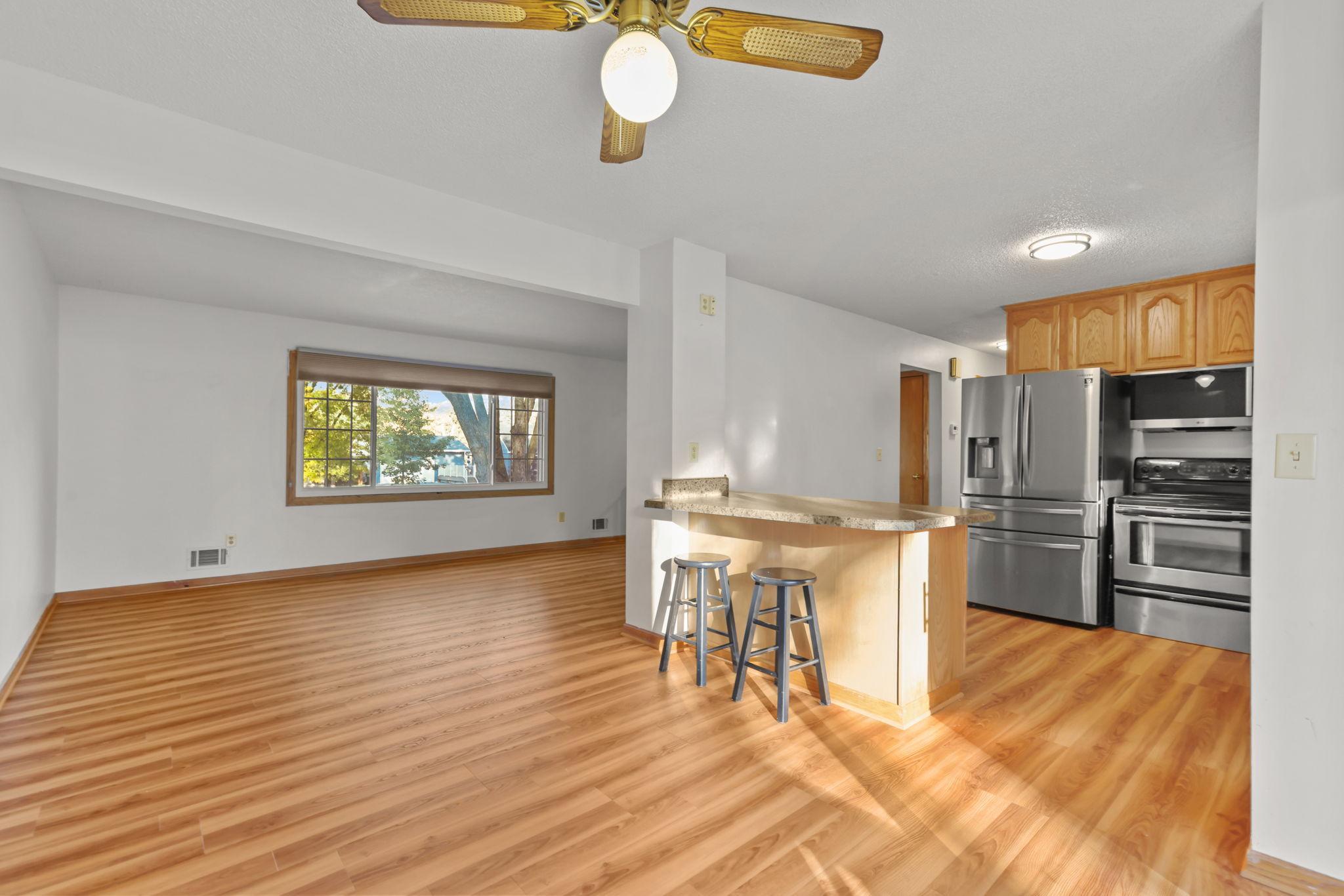 View of Residential at 11337 Osage Street, Coon Rapids MN 55433, Coon Rapids (13 of 44) - Mike Wilen | Minnesota Team Real Estate