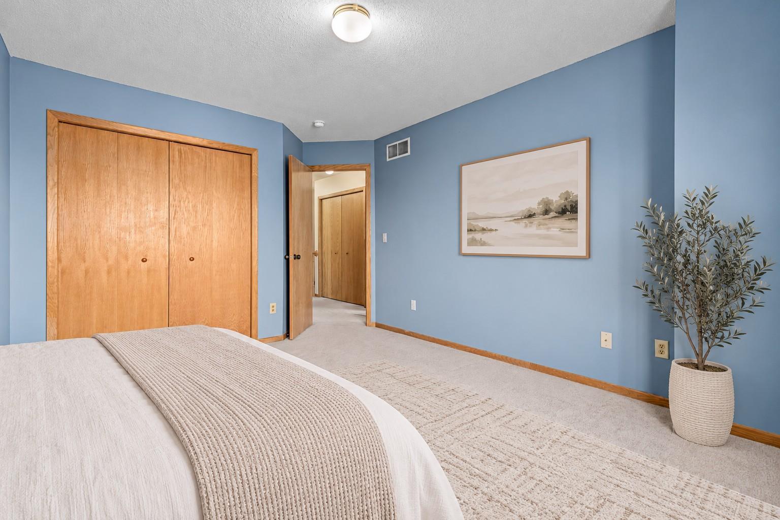 View of Residential at 9199 Troon Court, Woodbury MN 55125, Woodbury (33 of 39) - Mike Wilen | Minnesota Team Real Estate