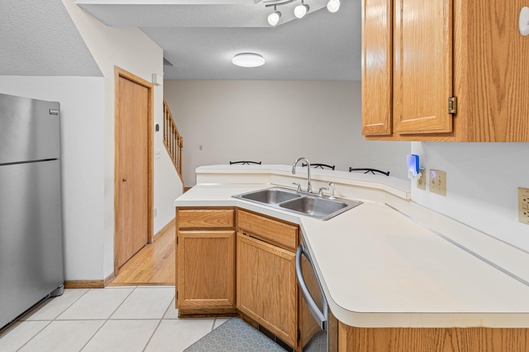 View of Residential at 9199 Troon Court, Woodbury MN 55125, Woodbury (17 of 39) - Mike Wilen | Minnesota Team Real Estate