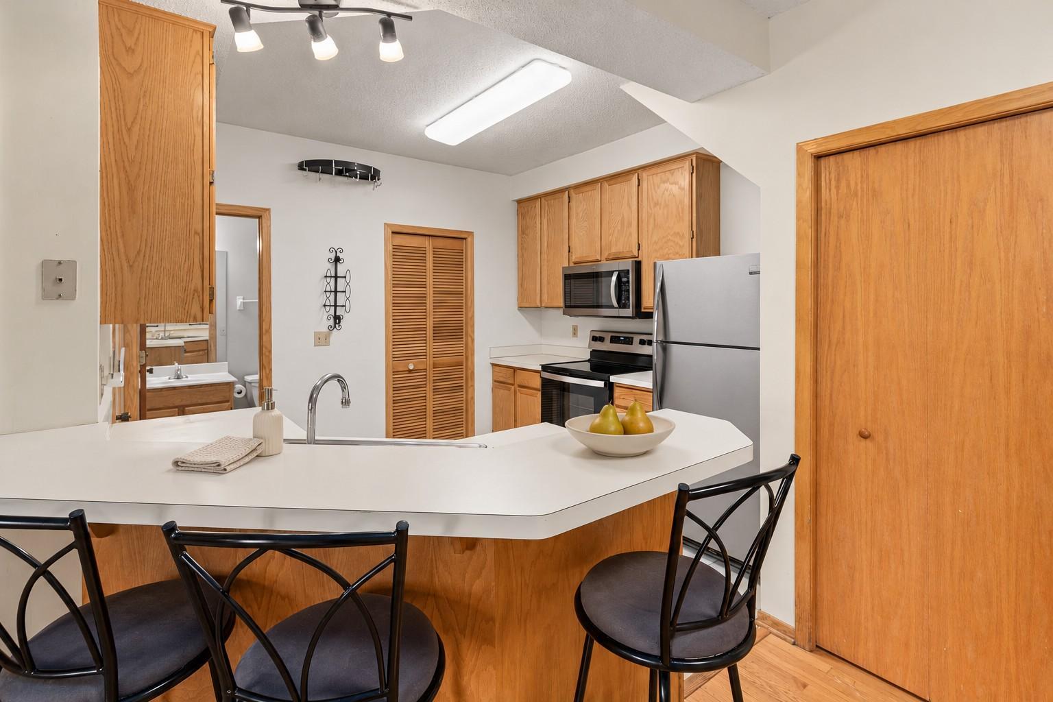 View of Residential at 9199 Troon Court, Woodbury MN 55125, Woodbury (15 of 39) - Mike Wilen | Minnesota Team Real Estate