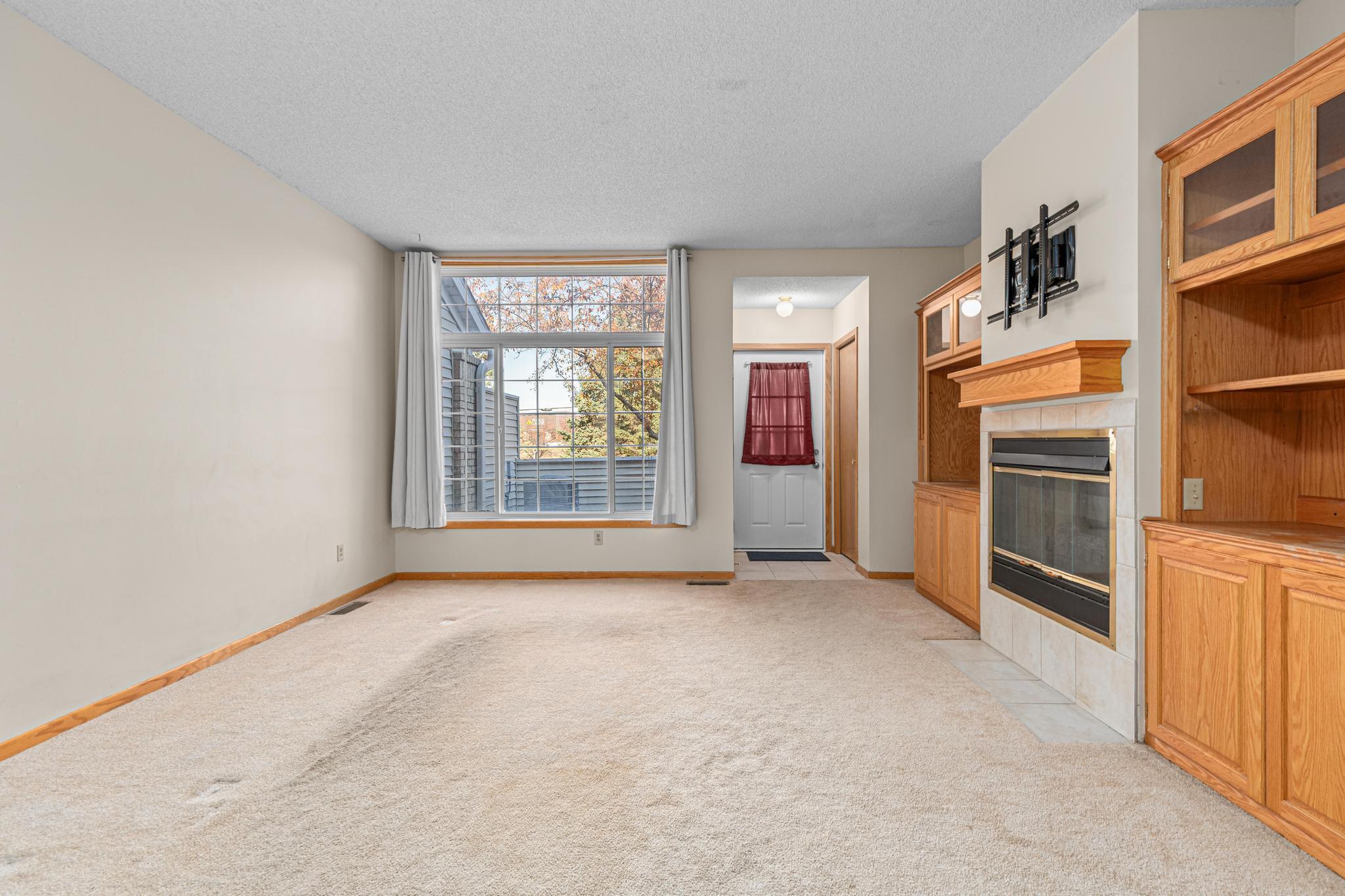 View of Residential at 9199 Troon Court, Woodbury MN 55125, Woodbury (10 of 39) - Mike Wilen | Minnesota Team Real Estate