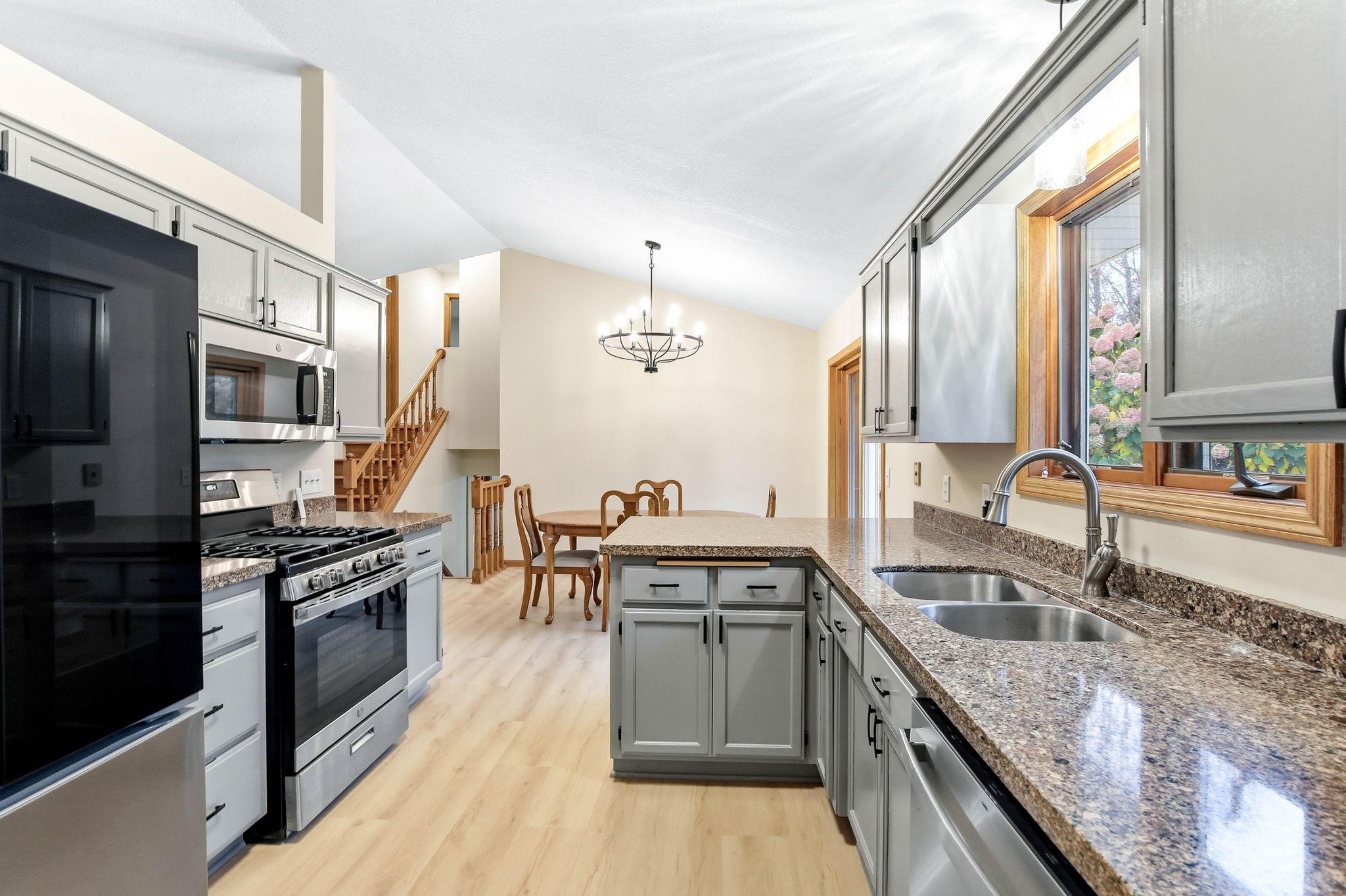 View of Single Family at 306 71st Street, Mahtomedi - Mike Wilen | Minnesota Team Real Estate