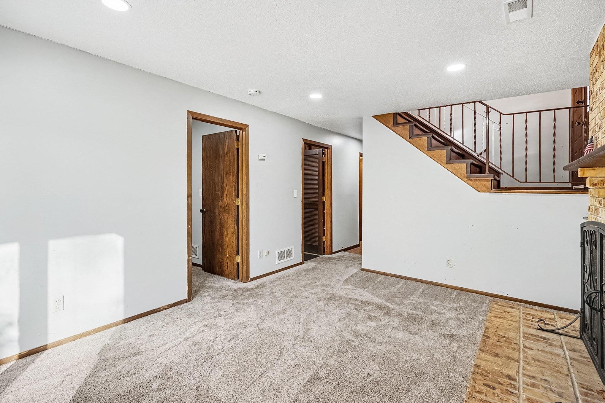 View of Residential at 612 143rd Street, Burnsville MN 55337, Burnsville (21 of 29) - Mike Wilen | Minnesota Team Real Estate
