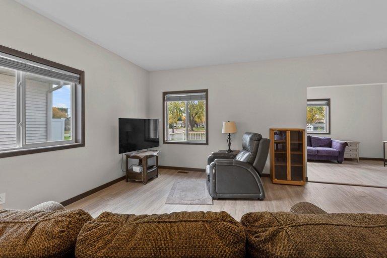 View of Residential at 2899 Eastview Court, Anoka MN 55303, Anoka (17 of 32) - Mike Wilen | Minnesota Team Real Estate