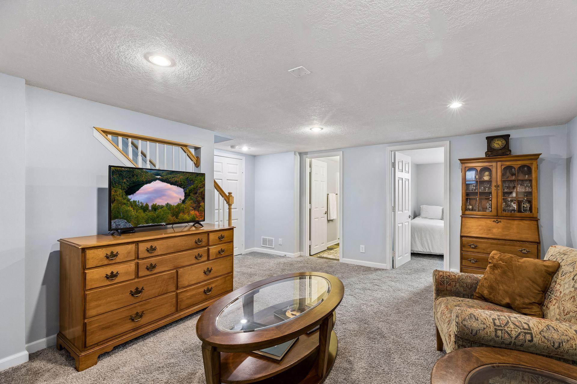 View of Residential at 5720 Russell Avenue, Minneapolis MN 55410, Minneapolis (22 of 32) - Mike Wilen | Minnesota Team Real Estate
