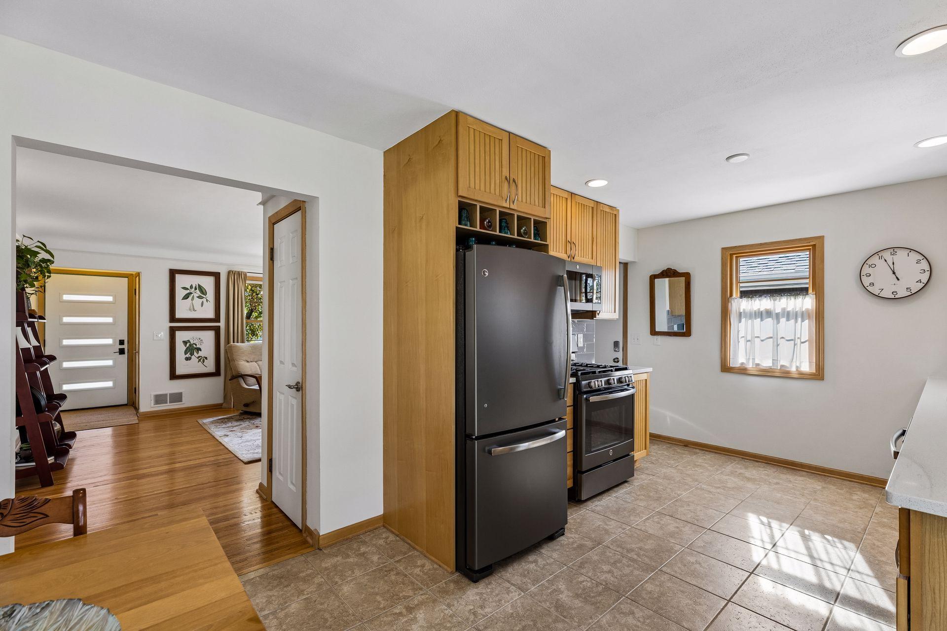 View of Residential at 5720 Russell Avenue, Minneapolis MN 55410, Minneapolis (12 of 32) - Mike Wilen | Minnesota Team Real Estate