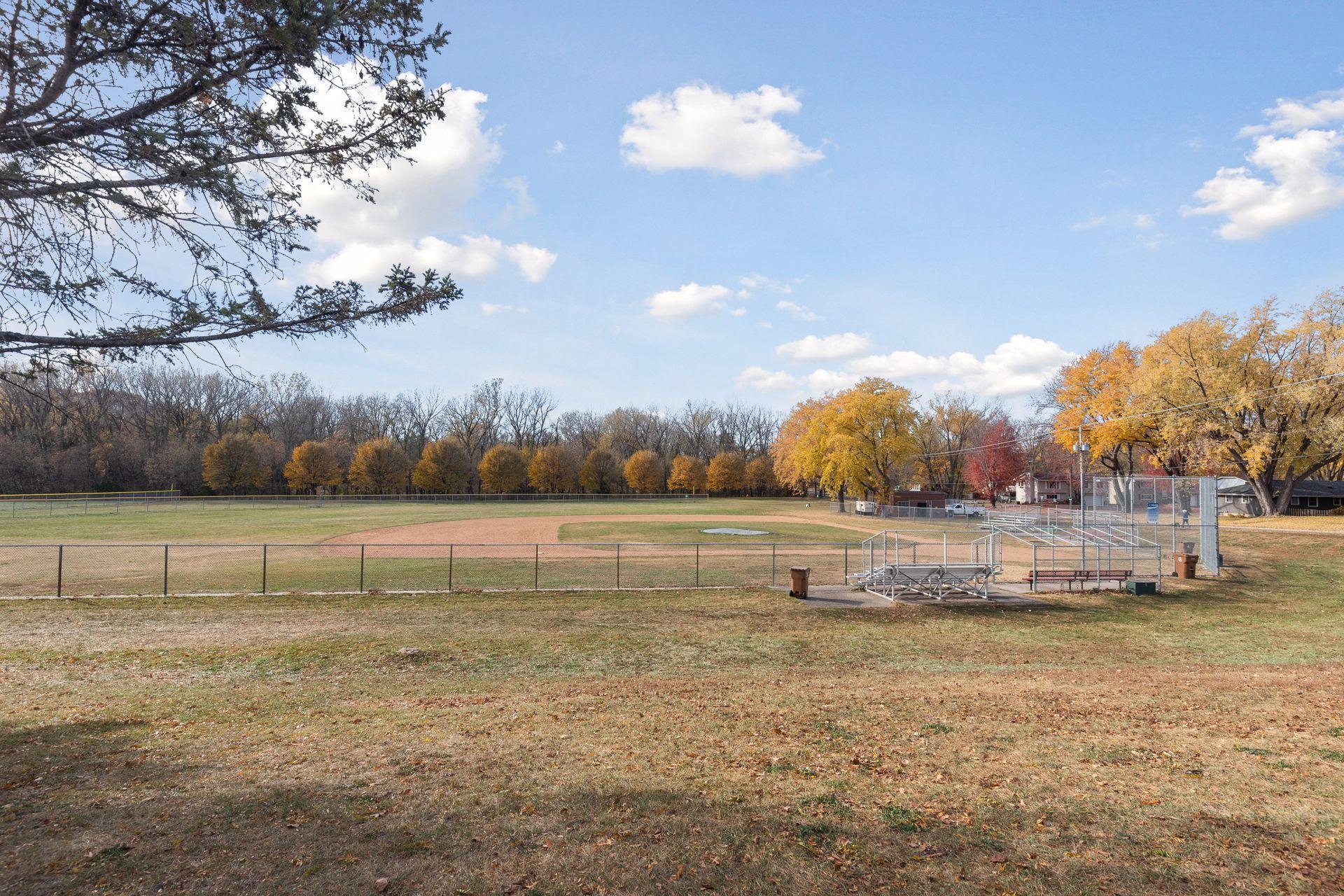 View of Residential at 2500 Winfield Avenue, Golden Valley MN 55422, Golden Valley (70 of 76) - Mike Wilen | Minnesota Team Real Estate