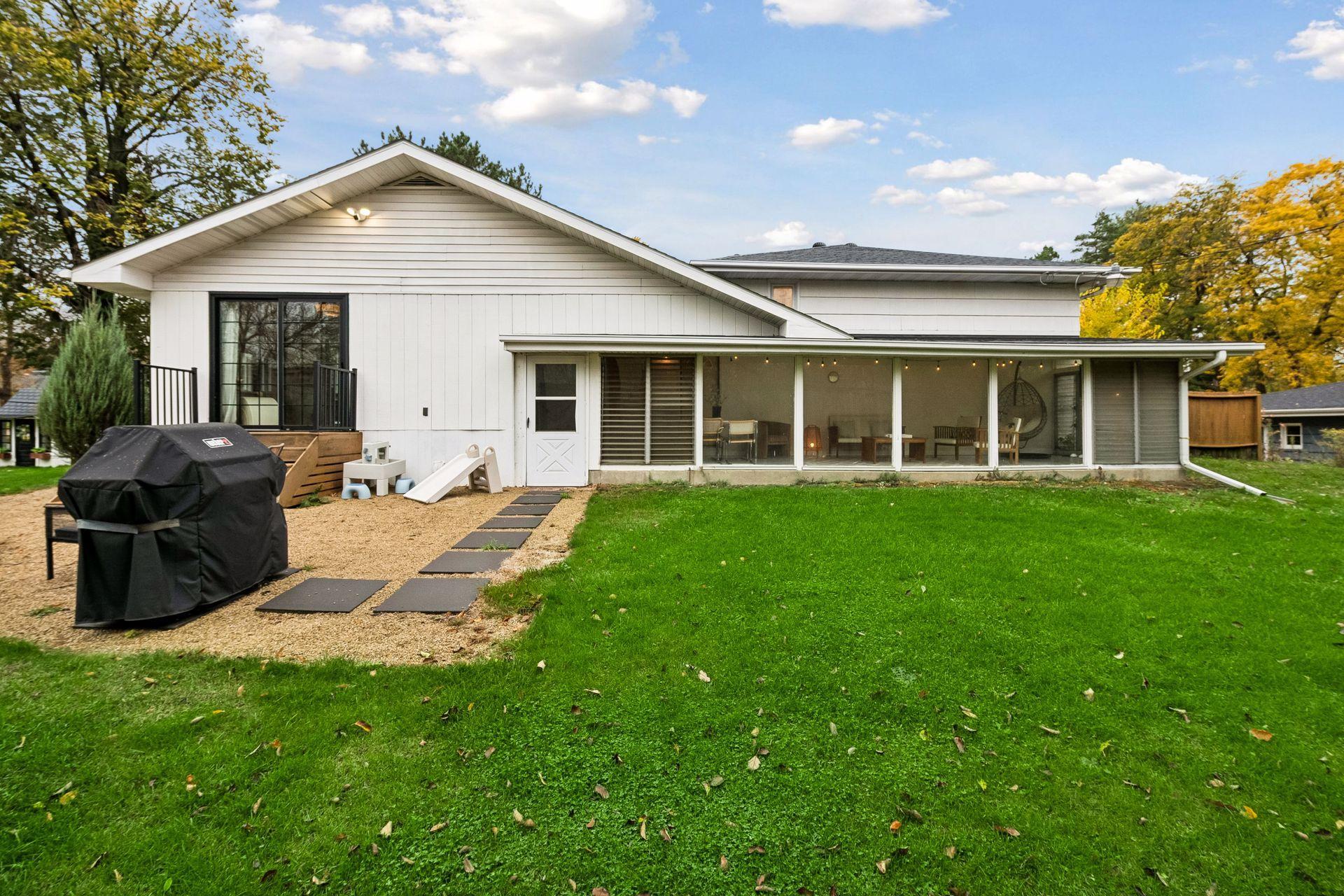 View of Residential at 2500 Winfield Avenue, Golden Valley MN 55422, Golden Valley (62 of 76) - Mike Wilen | Minnesota Team Real Estate