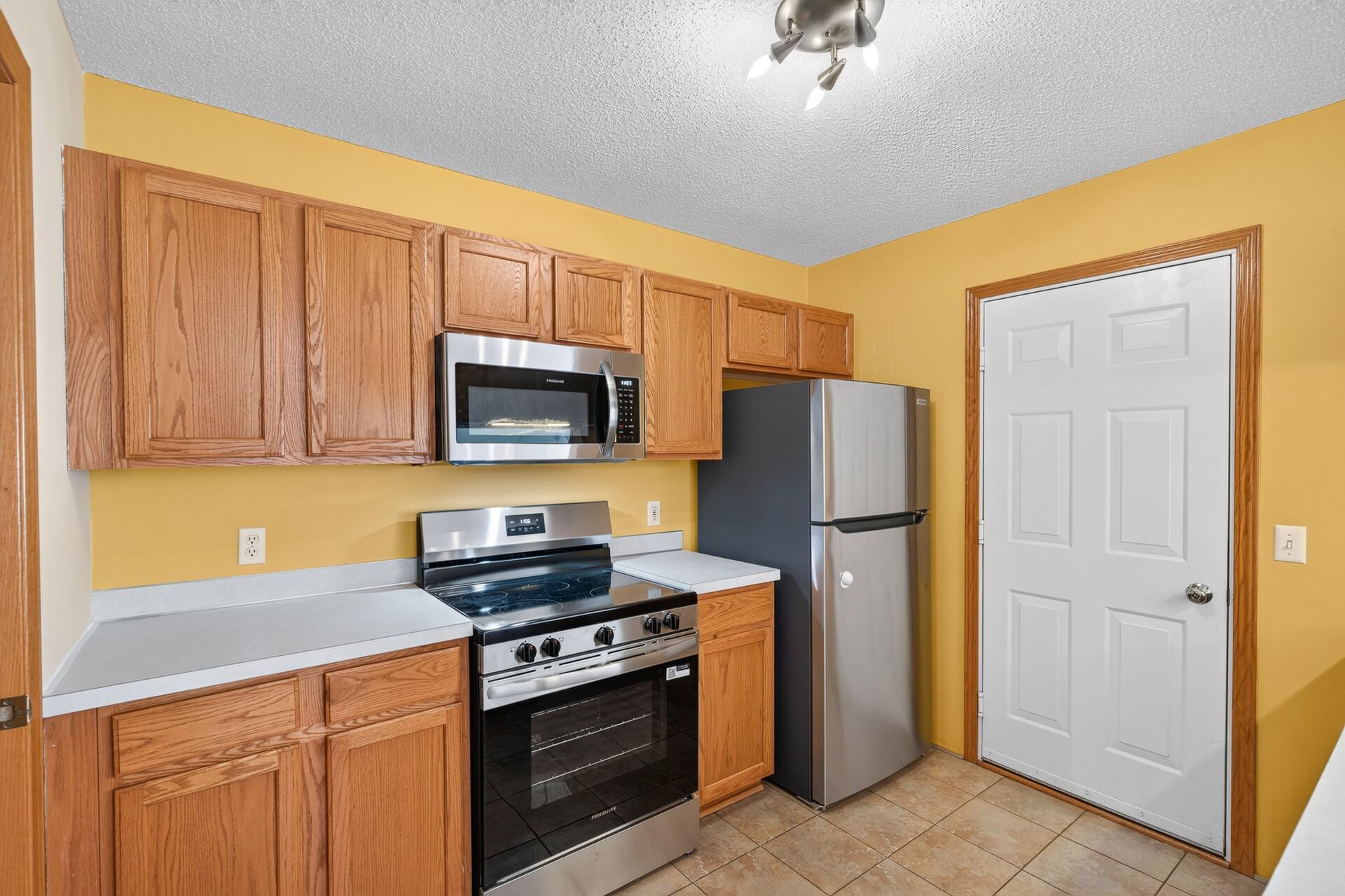View of Residential at 337 Leeward Trail, Woodbury MN 55129, Woodbury (11 of 38) - Mike Wilen | Minnesota Team Real Estate