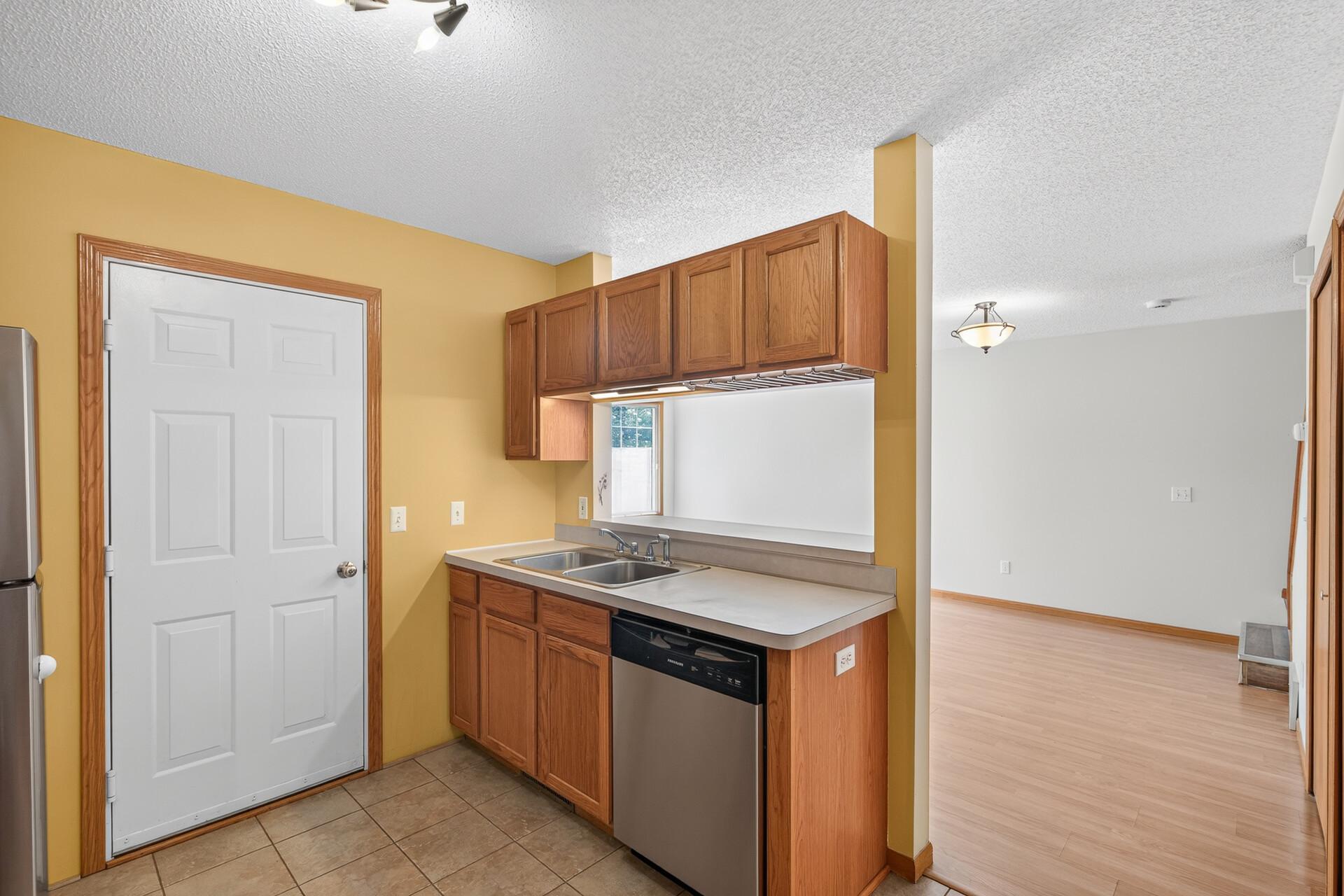 View of Residential at 337 Leeward Trail, Woodbury MN 55129, Woodbury (15 of 38) - Mike Wilen | Minnesota Team Real Estate