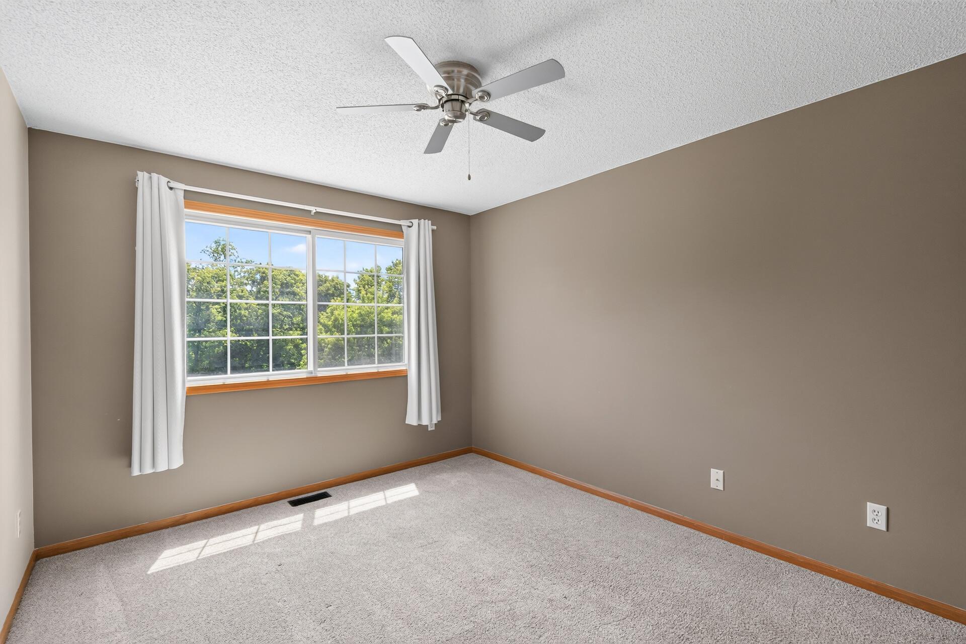 View of Residential at 337 Leeward Trail, Woodbury MN 55129, Woodbury (26 of 38) - Mike Wilen | Minnesota Team Real Estate
