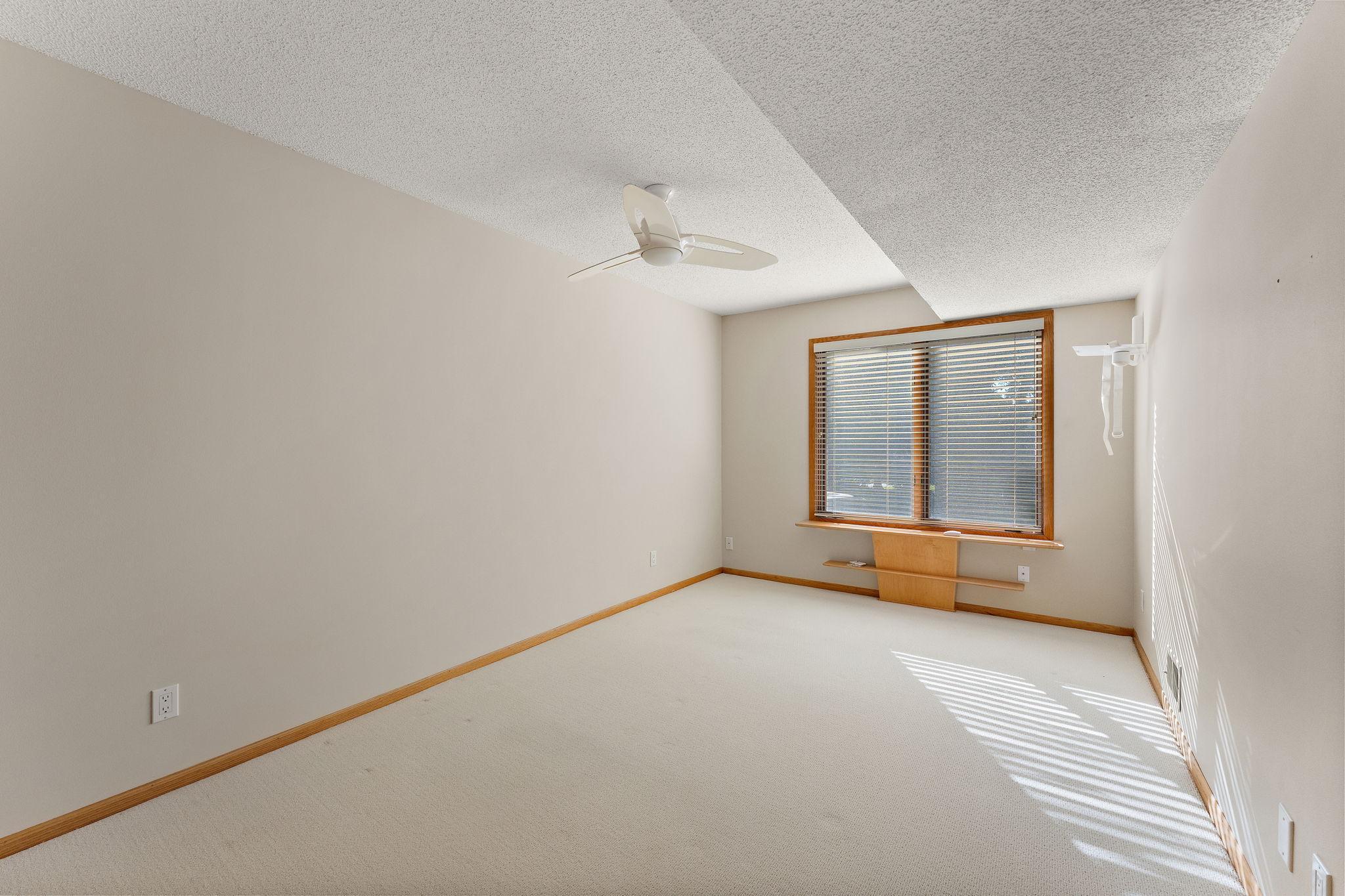 View of Residential at 11113 Hyland Terrace, Eden Prairie MN 55344, Eden Prairie (28 of 38) - Mike Wilen | Minnesota Team Real Estate