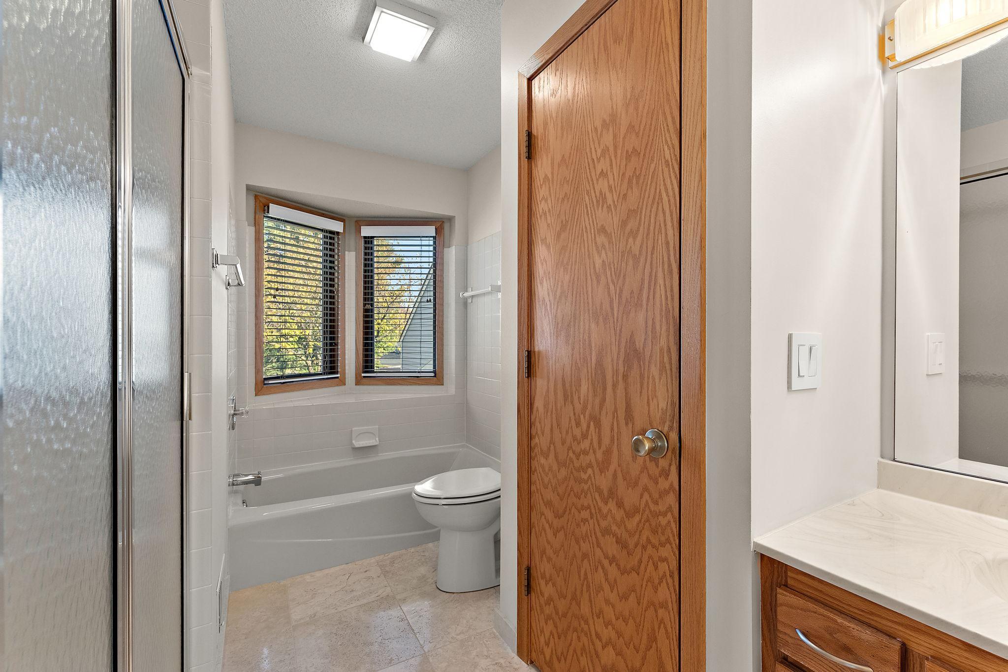 View of Residential at 11113 Hyland Terrace, Eden Prairie MN 55344, Eden Prairie (23 of 38) - Mike Wilen | Minnesota Team Real Estate