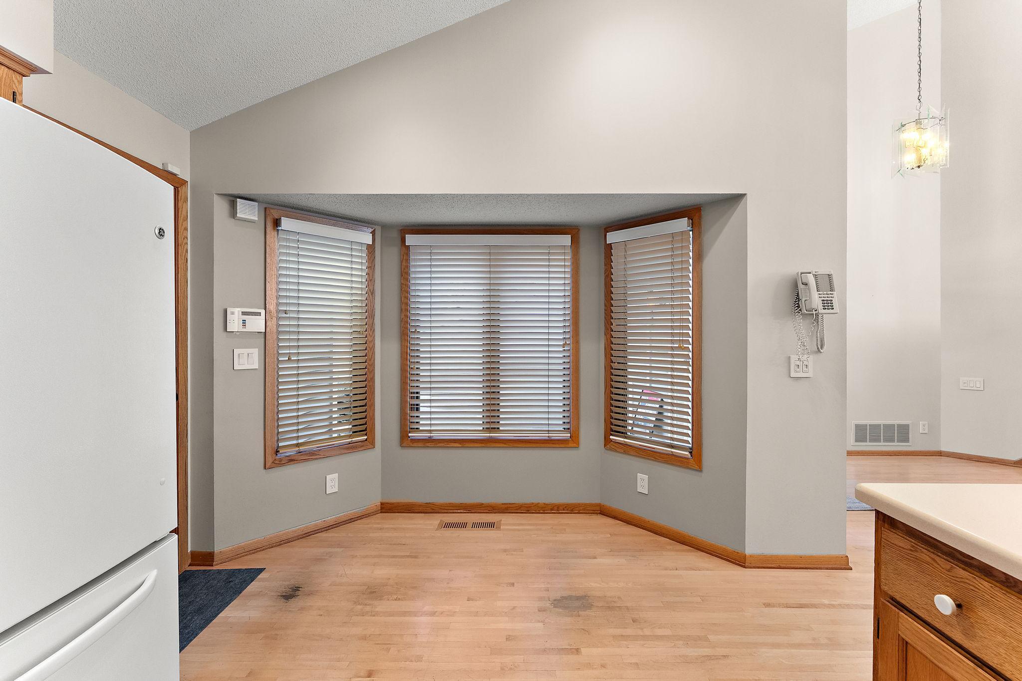 View of Residential at 11113 Hyland Terrace, Eden Prairie MN 55344, Eden Prairie (14 of 38) - Mike Wilen | Minnesota Team Real Estate