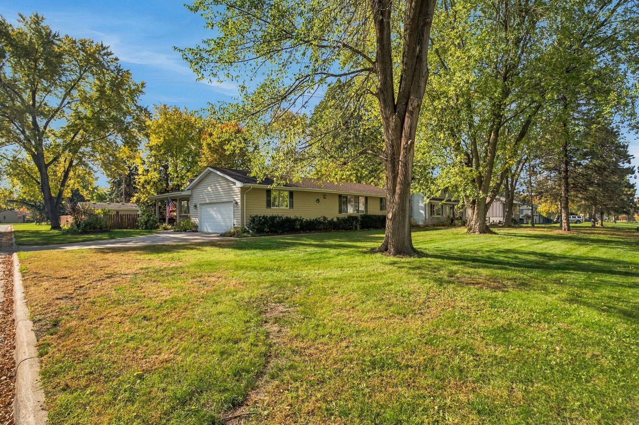 View of Residential at 2430 Floral Drive, White Bear Lake MN 55110, White Bear Lake (48 of 60) - Mike Wilen | Minnesota Team Real Estate