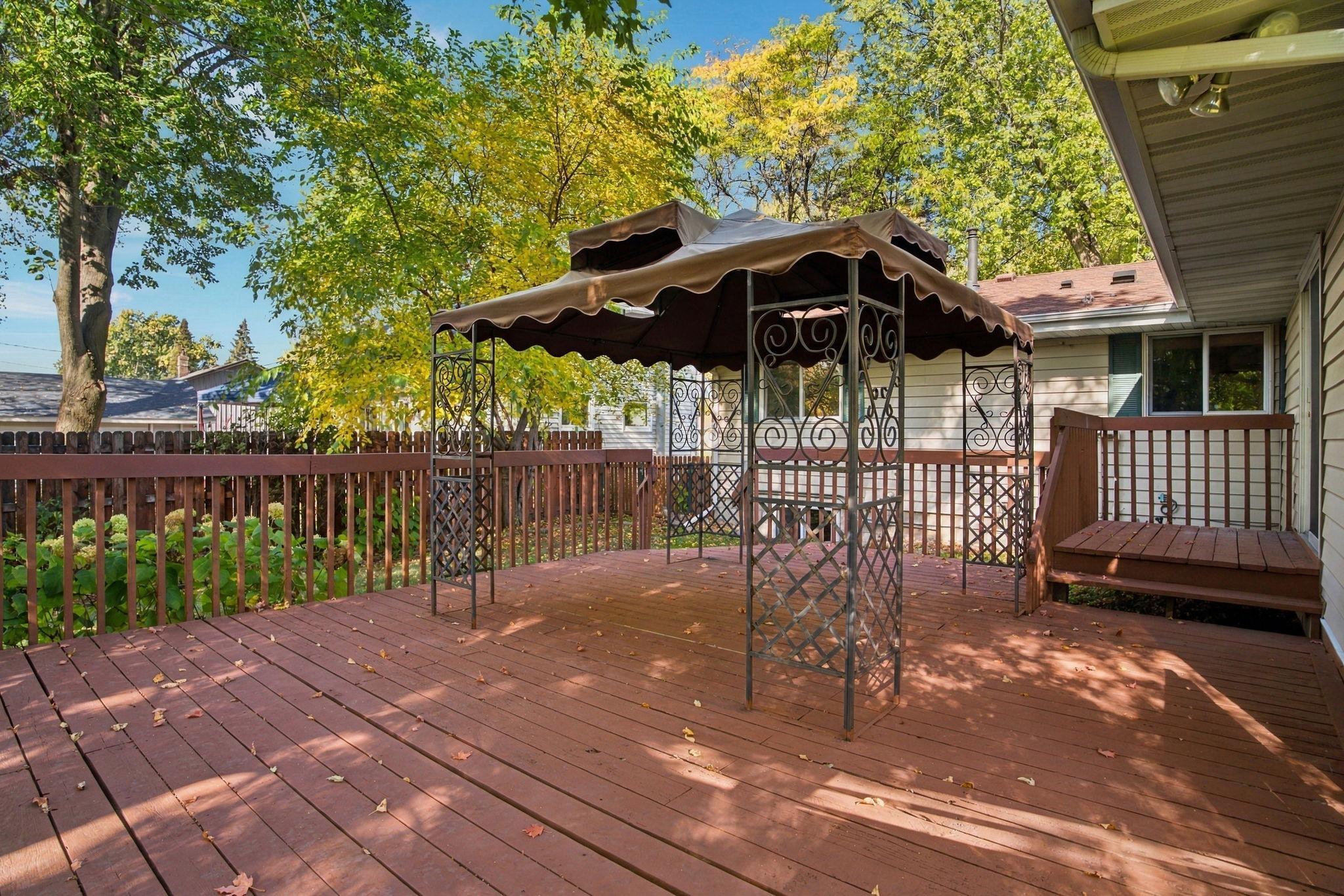 View of Residential at 2430 Floral Drive, White Bear Lake MN 55110, White Bear Lake (40 of 60) - Mike Wilen | Minnesota Team Real Estate