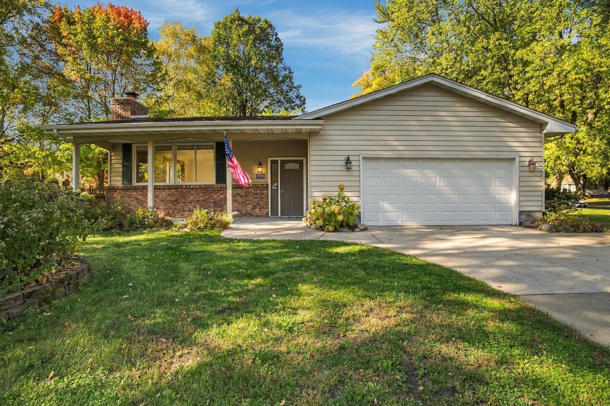 View of Single Family at 2430 Floral Drive, White Bear Lake - Mike Wilen | Minnesota Team Real Estate
