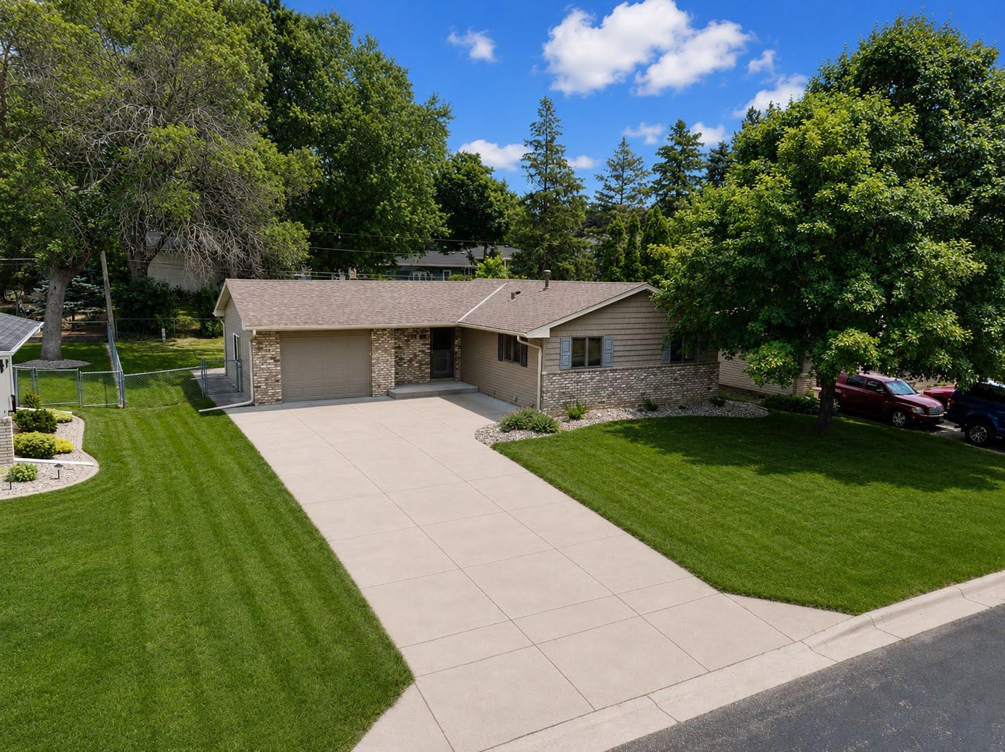 View of Single Family at 1381 Woodhill Drive, Woodbury - Mike Wilen | Minnesota Team Real Estate