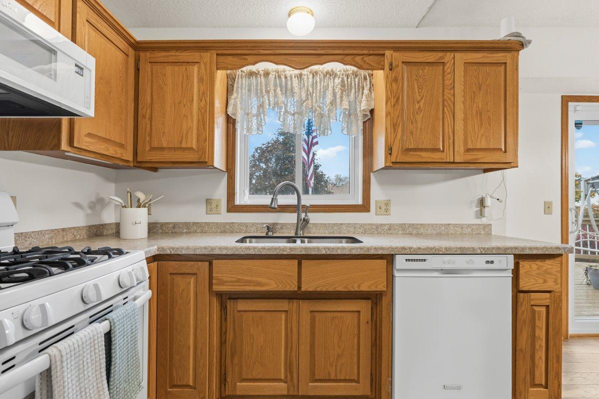 View of Residential at 10961 Fillmore Street, Blaine MN 55434, Blaine (9 of 43) - Mike Wilen | Minnesota Team Real Estate